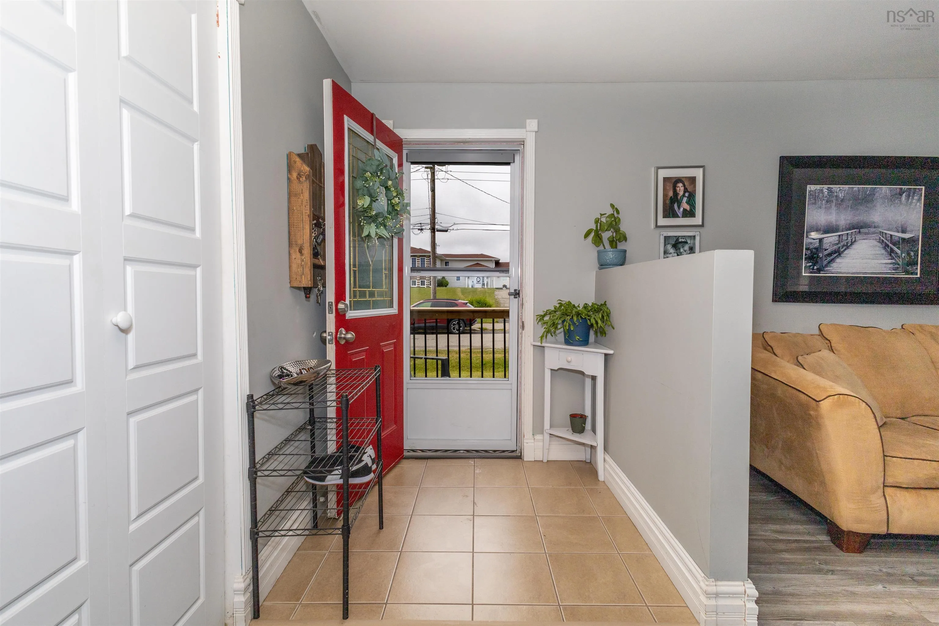 56 Centre Avenue, Donkin, NS B1A 6N3, 5 Bedrooms Bedrooms, ,2 BathroomsBathrooms,Residential,For Sale,Centre,202519369