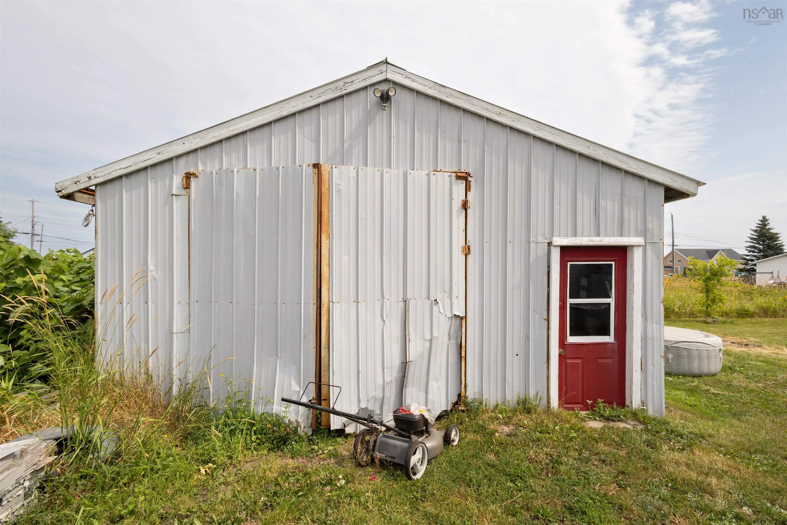 56 Centre Avenue, Donkin, NS B1A 6N3, 5 Bedrooms Bedrooms, ,2 BathroomsBathrooms,Residential,For Sale,Centre,202519369