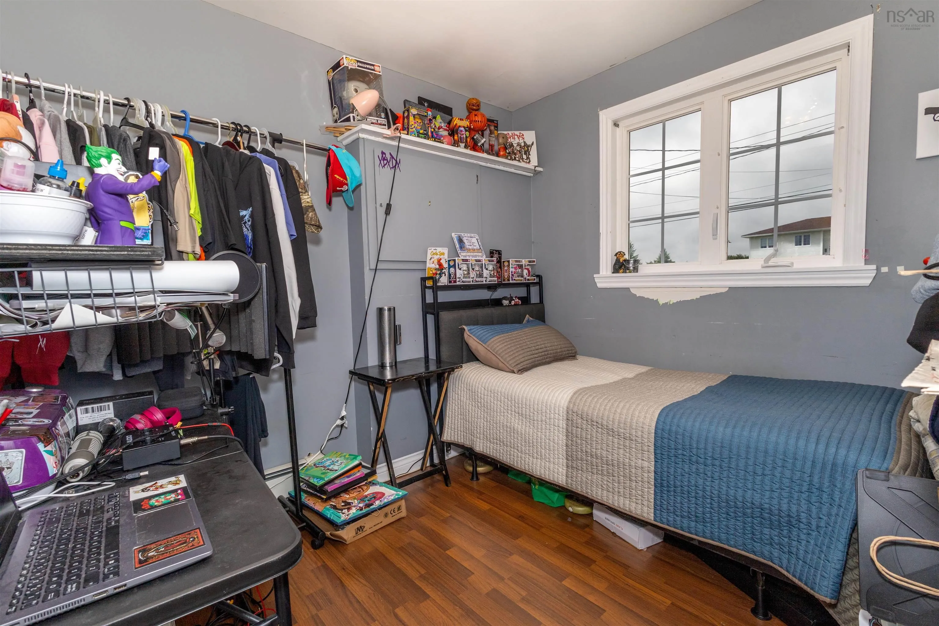 56 Centre Avenue, Donkin, NS B1A 6N3, 5 Bedrooms Bedrooms, ,2 BathroomsBathrooms,Residential,For Sale,Centre,202519369