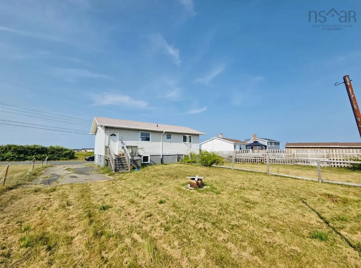 29 Roost Street, Glace Bay, NS B1A 5K1, 4 Bedrooms Bedrooms, ,2 BathroomsBathrooms,Residential,For Sale,Roost,202521399