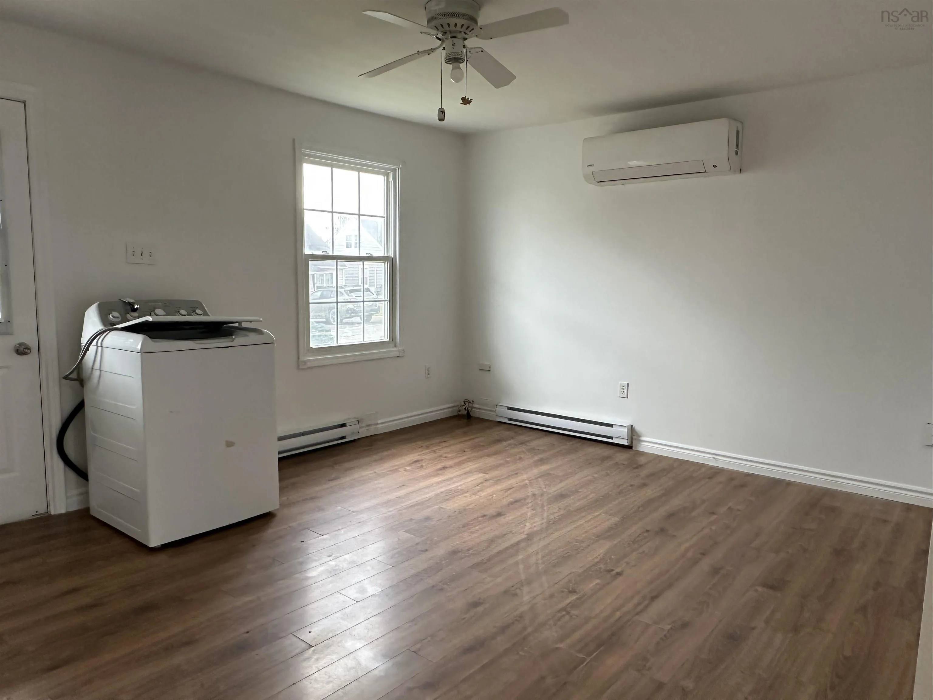 112 Poplar Street, Pictou, NS B0K 1H0, 2 Bedrooms Bedrooms, ,1 BathroomBathrooms,Residential,For Sale,Poplar,202518518