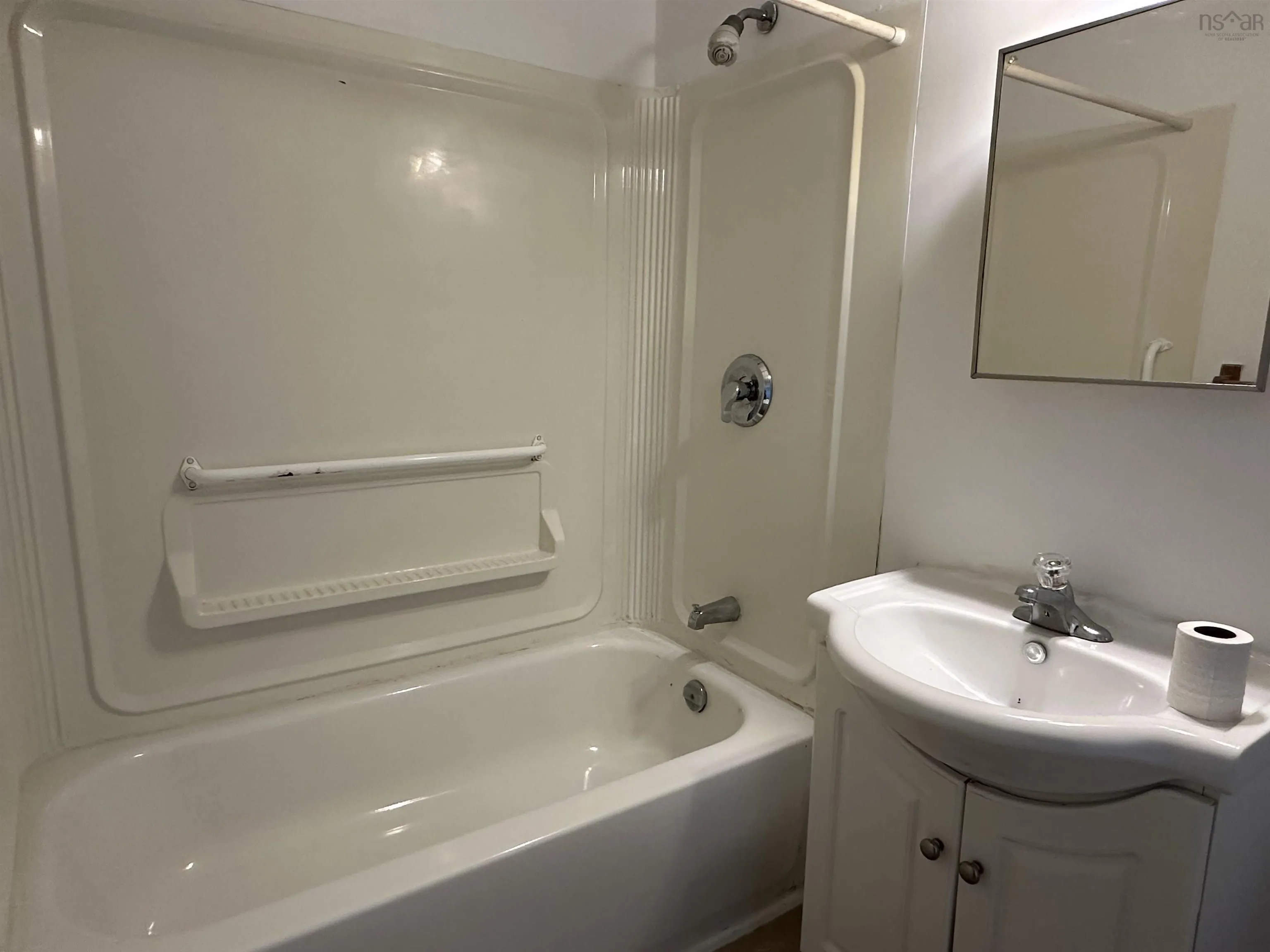 112 Poplar Street, Pictou, NS B0K 1H0, 2 Bedrooms Bedrooms, ,1 BathroomBathrooms,Residential,For Sale,Poplar,202518518