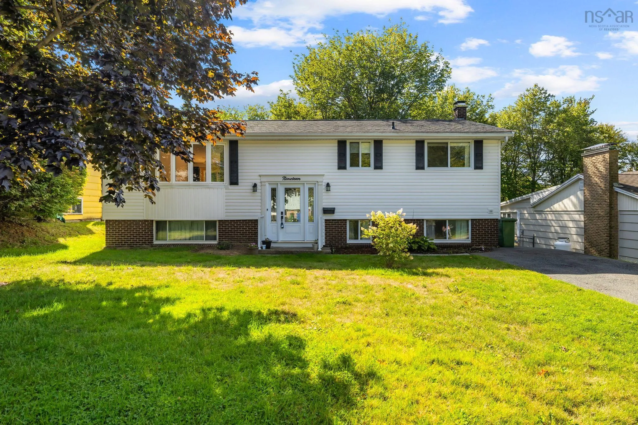 19 Gourok Avenue, Halifax, NS B2X 2B1, 4 Bedrooms Bedrooms, ,2 BathroomsBathrooms,Residential,For Sale,Gourok,202523837