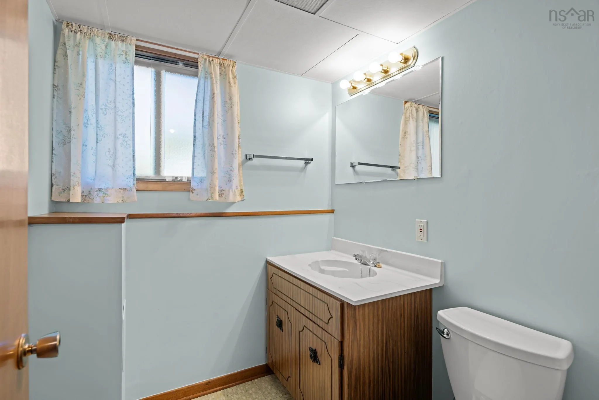 19 Gourok Avenue, Halifax, NS B2X 2B1, 4 Bedrooms Bedrooms, ,2 BathroomsBathrooms,Residential,For Sale,Gourok,202523837