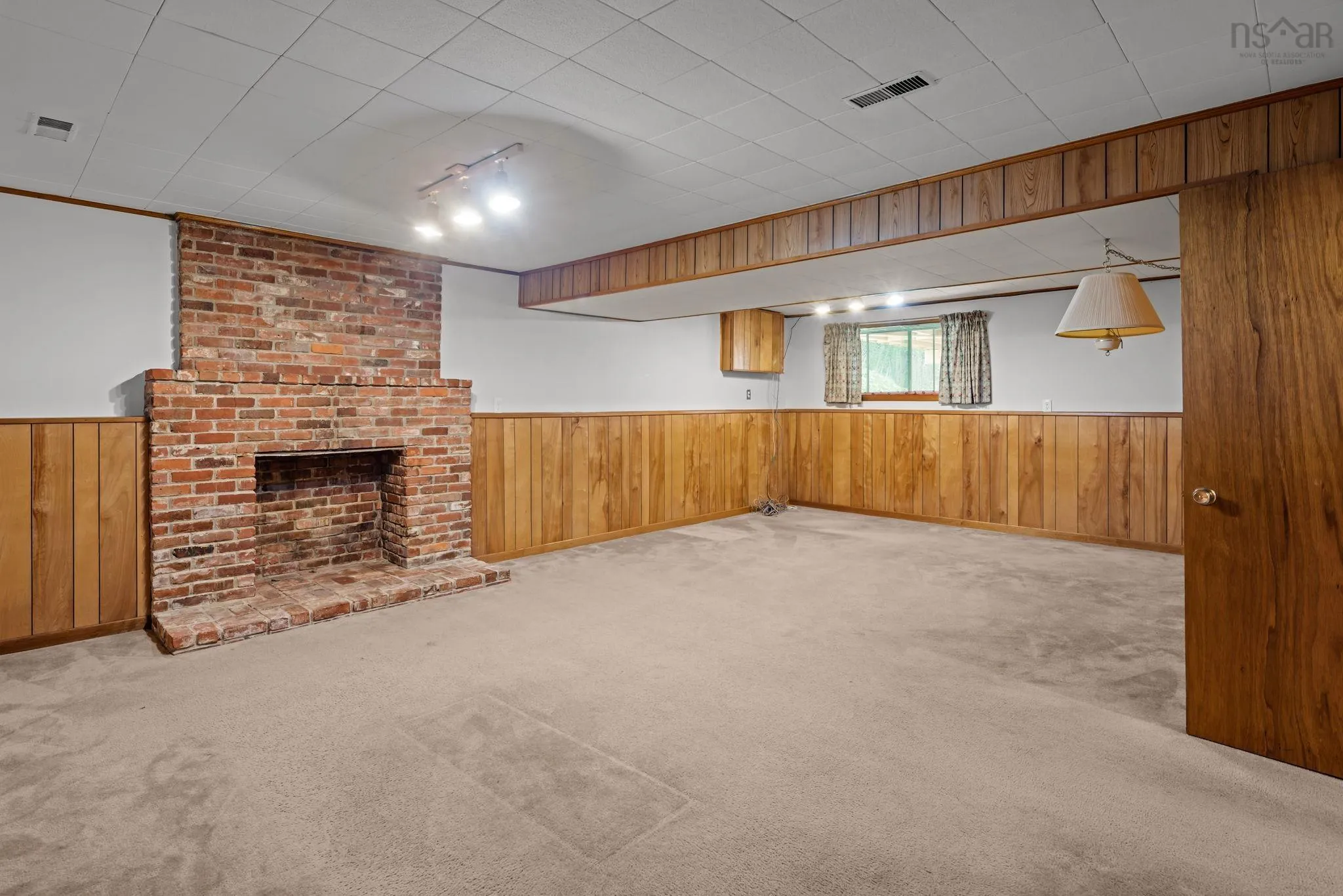 19 Gourok Avenue, Halifax, NS B2X 2B1, 4 Bedrooms Bedrooms, ,2 BathroomsBathrooms,Residential,For Sale,Gourok,202523837