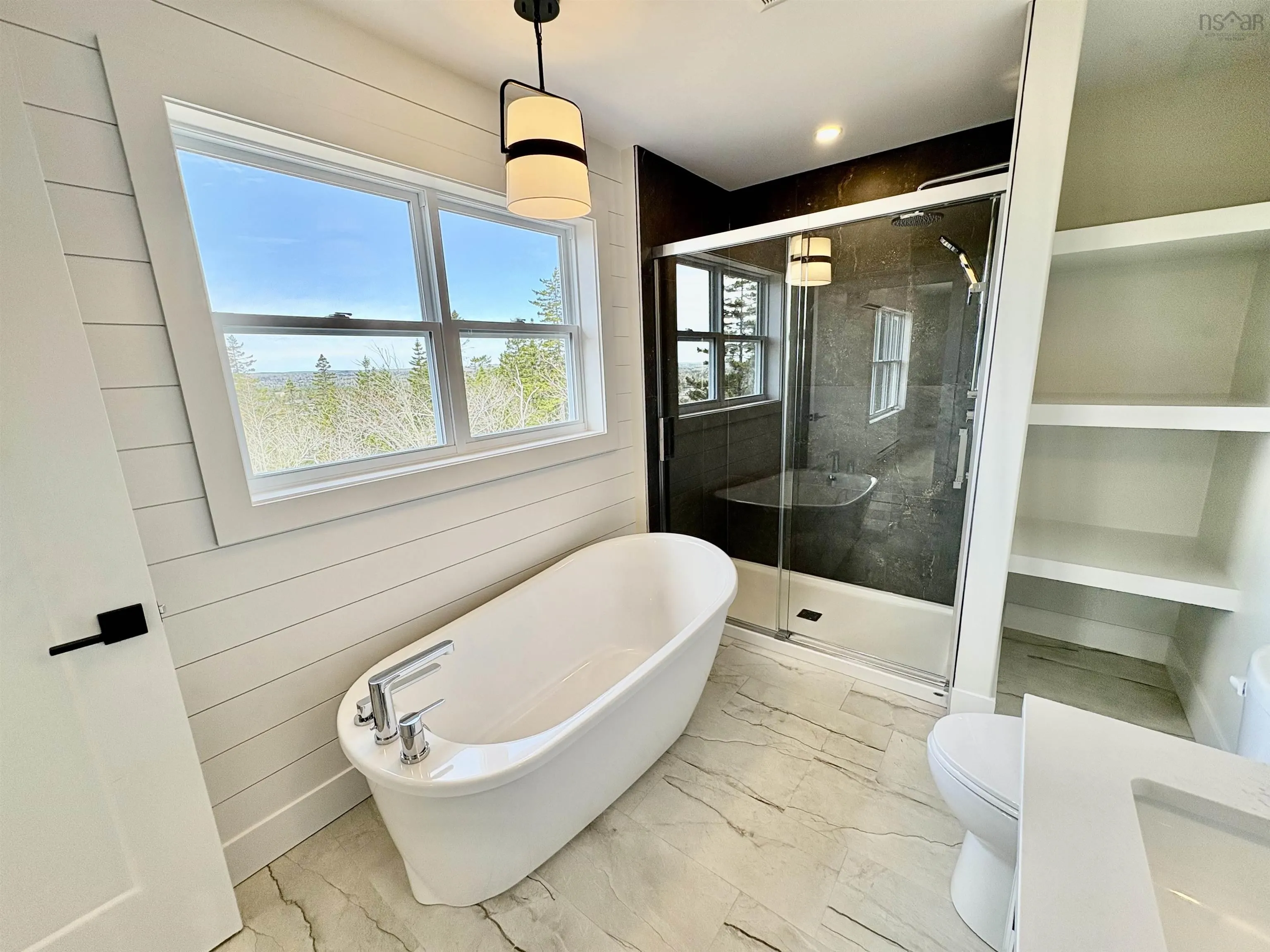 1271 Fleetwood Drive, Fall River Ns B2t 0v6, 4 Bedrooms Bedrooms, ,4 BathroomsBathrooms,Residential,For Sale,Fleetwood,202321929