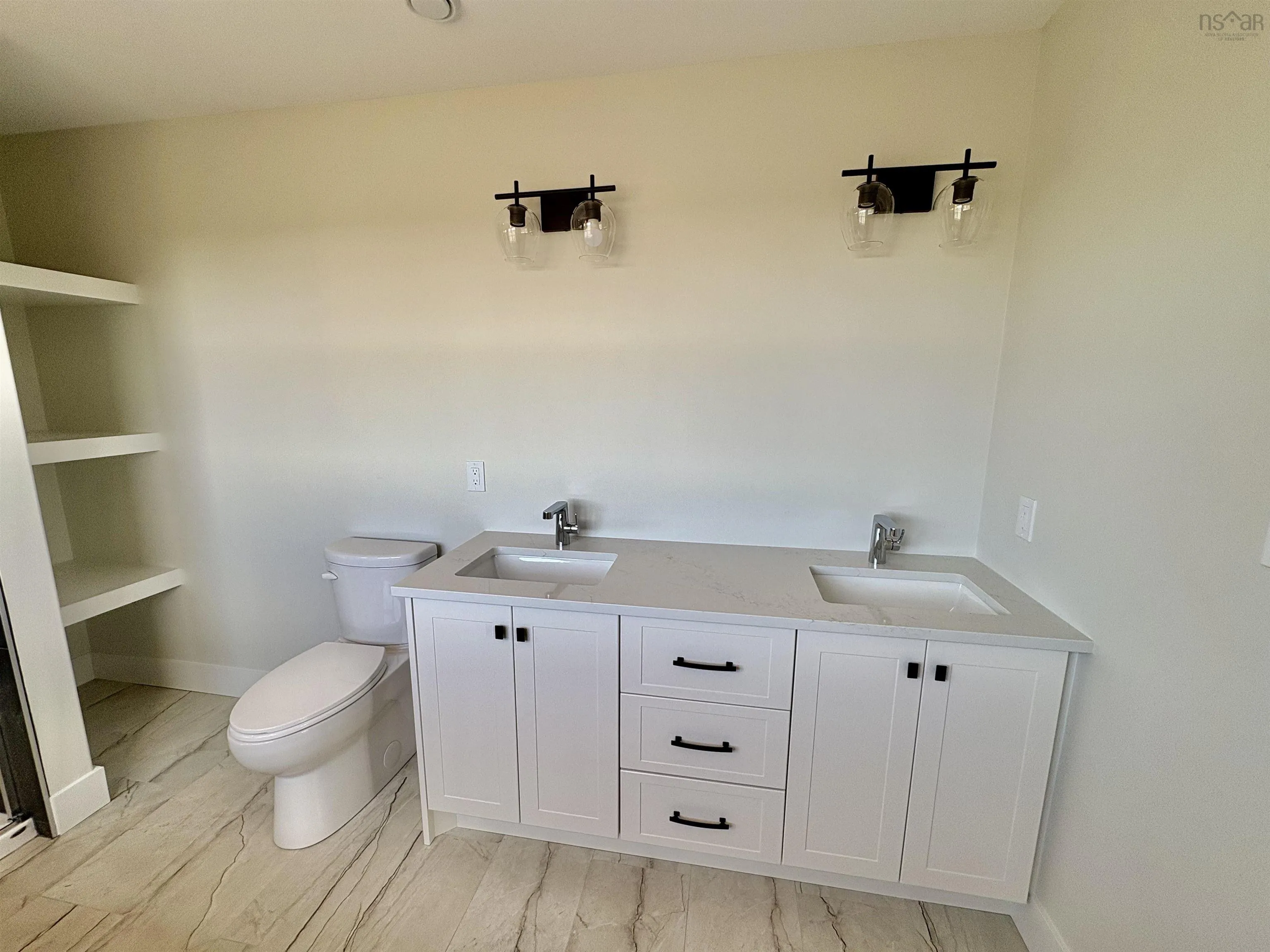 1271 Fleetwood Drive, Fall River Ns B2t 0v6, 4 Bedrooms Bedrooms, ,4 BathroomsBathrooms,Residential,For Sale,Fleetwood,202321929