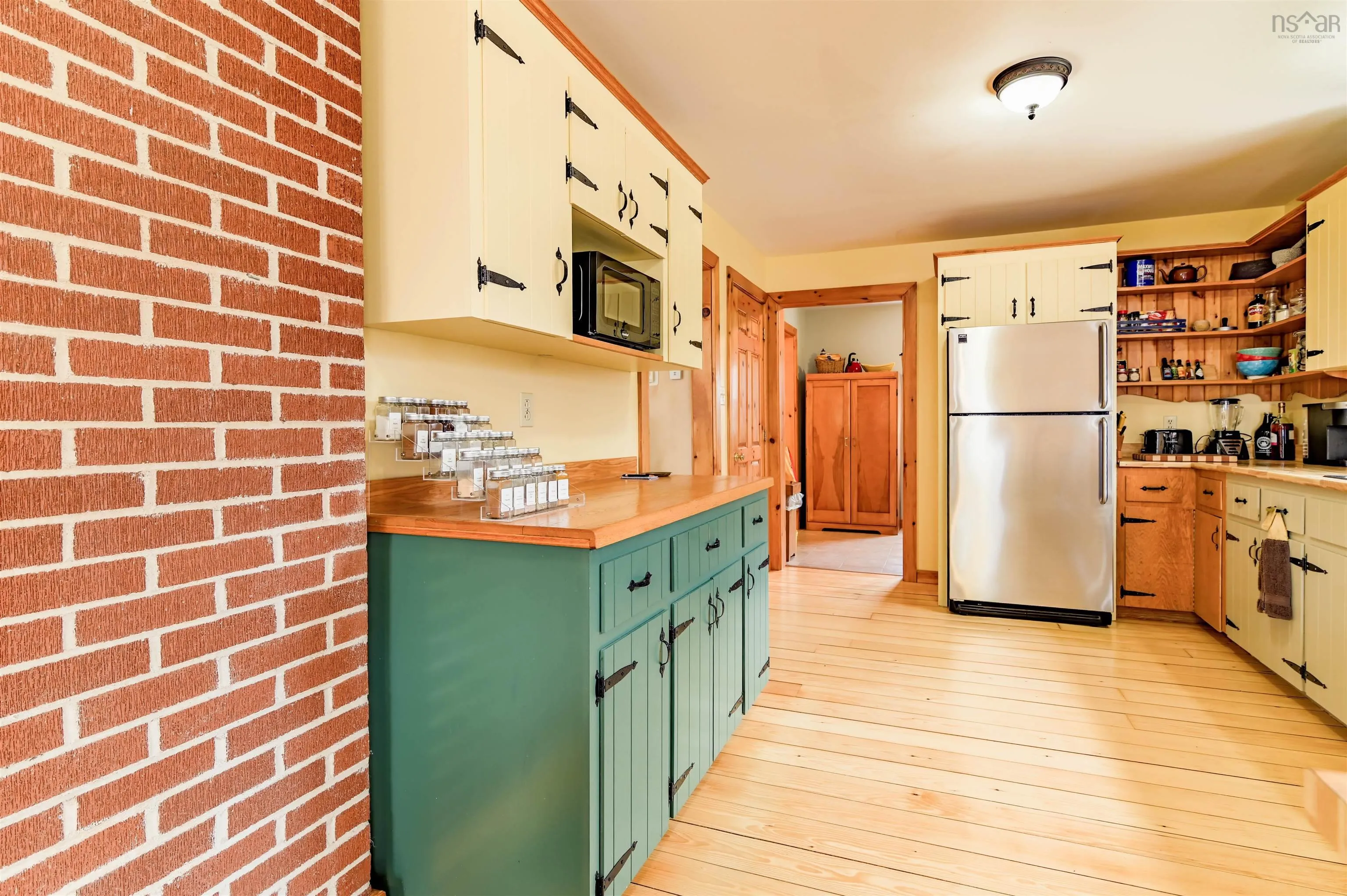 2380 Highway 360, Harbourville Ns B0p 1j0, 3 Bedrooms Bedrooms, ,2 BathroomsBathrooms,Residential,For Sale,Highway 360,202505320