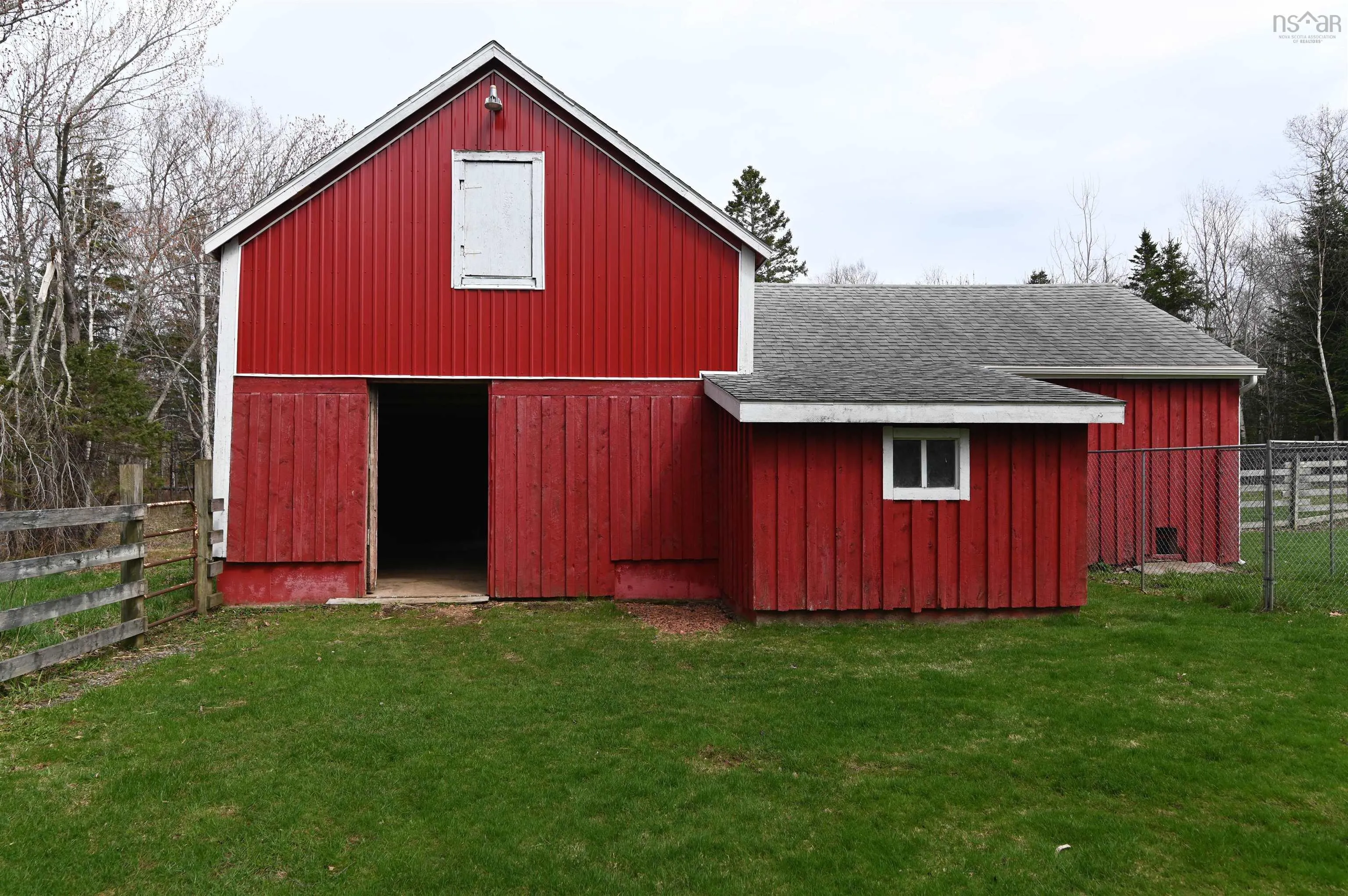 2380 Highway 360, Harbourville Ns B0p 1j0, 3 Bedrooms Bedrooms, ,2 BathroomsBathrooms,Residential,For Sale,Highway 360,202505320