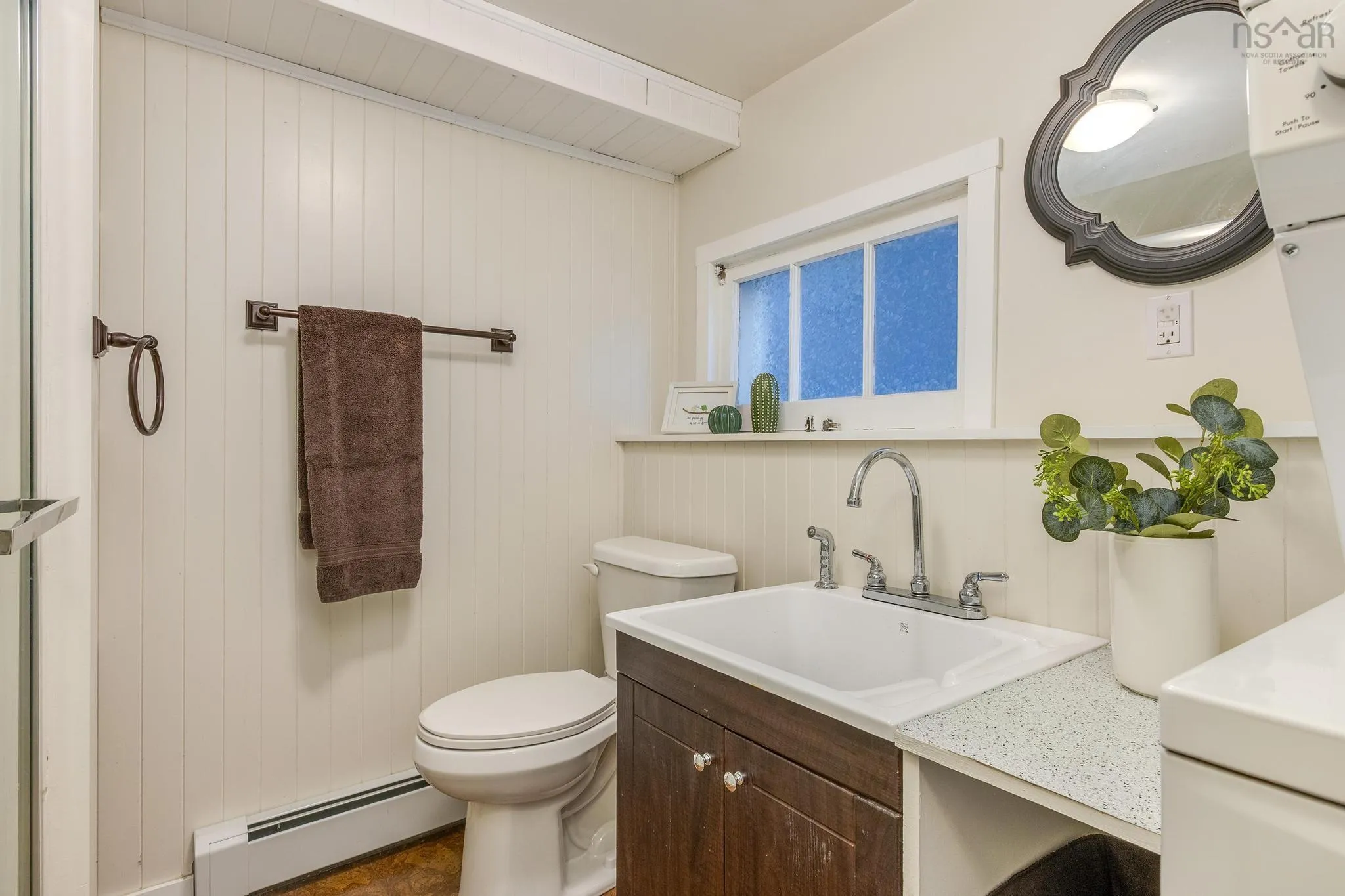 3707 Rosemeade Avenue, Halifax, NS B3K 4L9, 5 Bedrooms Bedrooms, ,3 BathroomsBathrooms,Residential,For Sale,Rosemeade,202520531