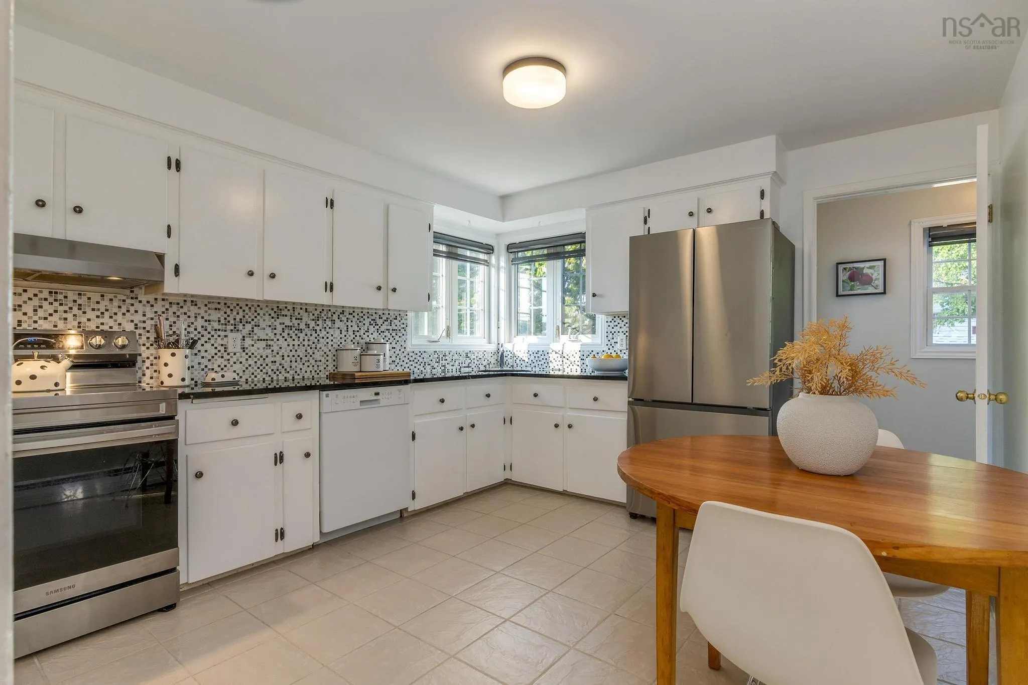 3707 Rosemeade Avenue, Halifax, NS B3K 4L9, 5 Bedrooms Bedrooms, ,3 BathroomsBathrooms,Residential,For Sale,Rosemeade,202520531