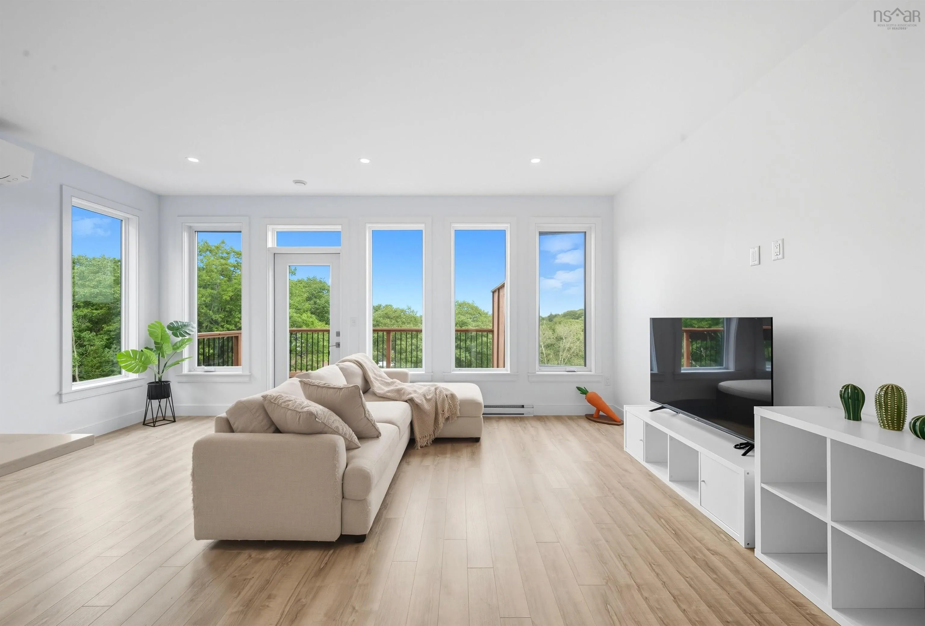72 Grenoble Court, Halifax, NS B3P 0J8, 4 Bedrooms Bedrooms, ,4 BathroomsBathrooms,Residential,For Sale,Grenoble,202523220