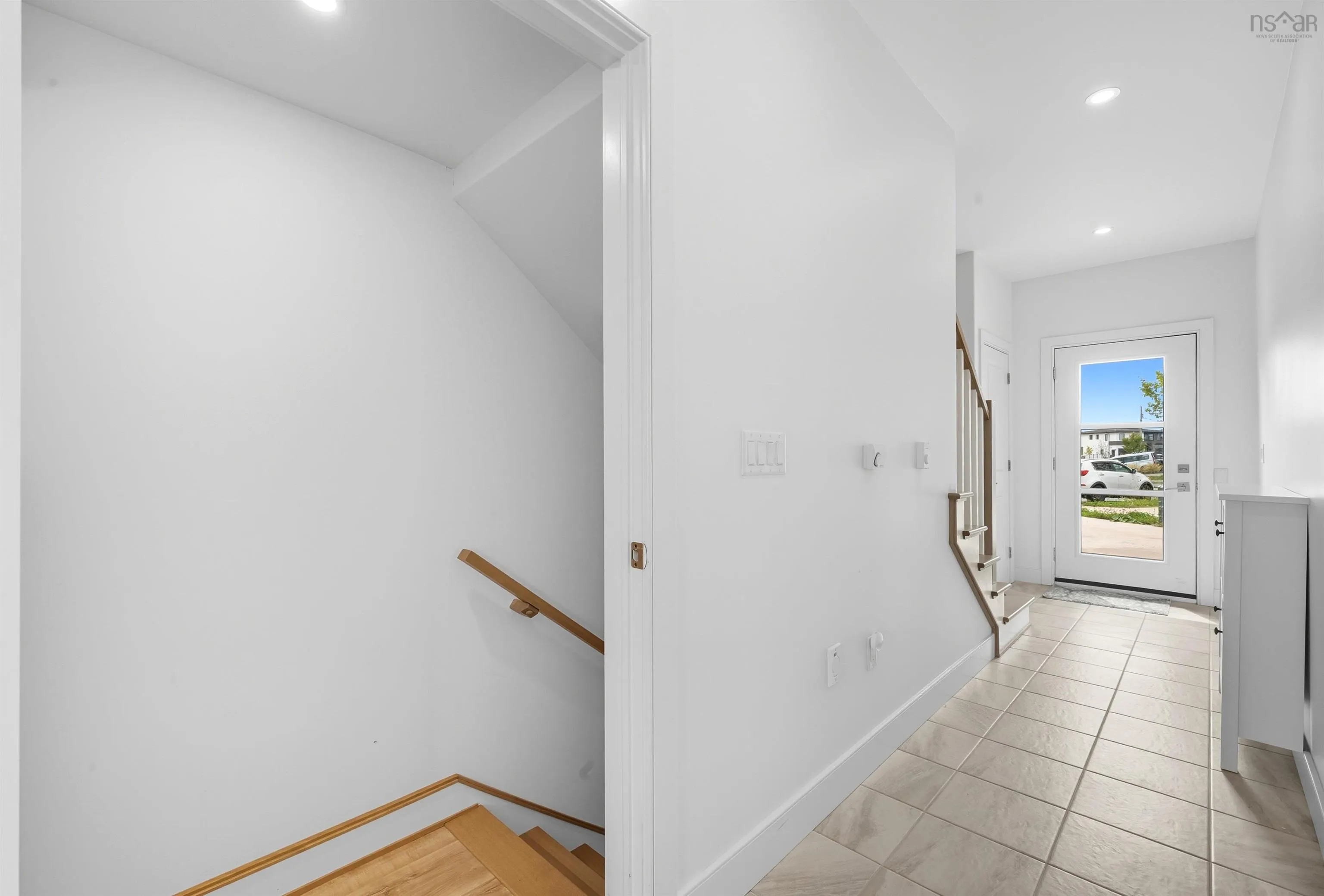 72 Grenoble Court, Halifax, NS B3P 0J8, 4 Bedrooms Bedrooms, ,4 BathroomsBathrooms,Residential,For Sale,Grenoble,202523220