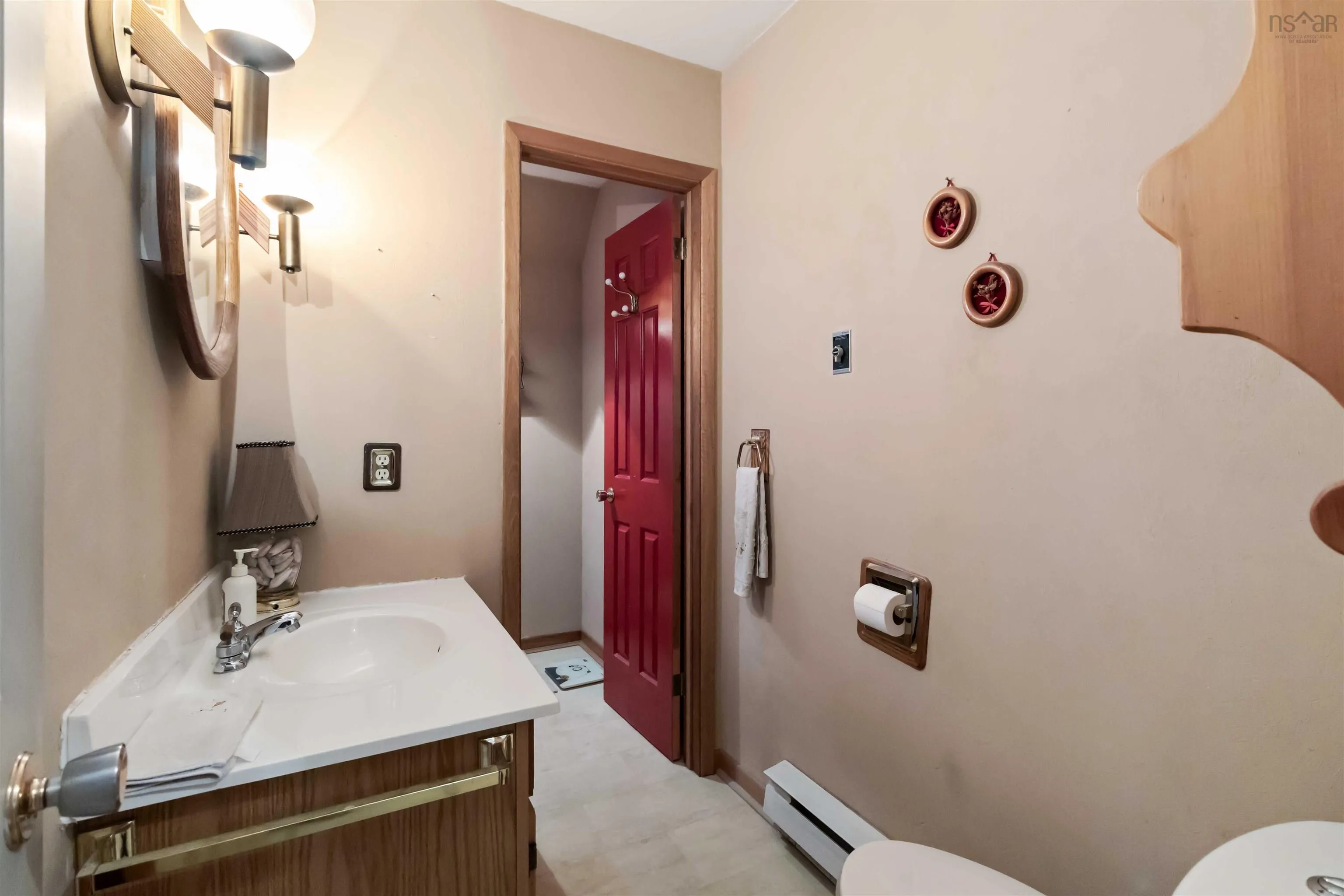 65 Shore Road, Mount Pleasant, NS B0T 1K0, 4 Bedrooms Bedrooms, ,2 BathroomsBathrooms,Residential,For Sale,Shore,202525428