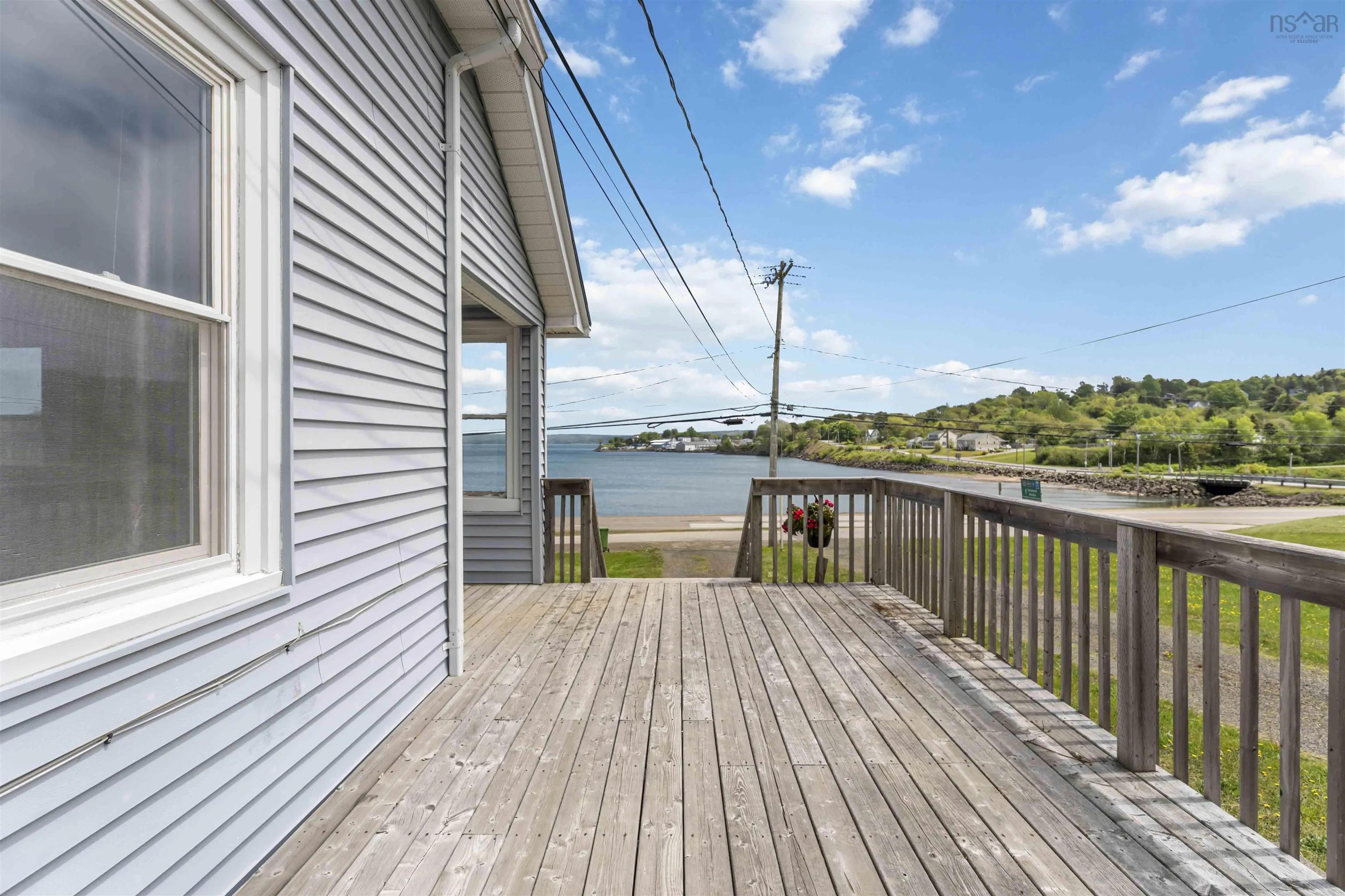 9 Shore Road, Digby, NS B0V 1A0, 3 Bedrooms Bedrooms, ,2 BathroomsBathrooms,Residential,For Sale,Shore,202513351