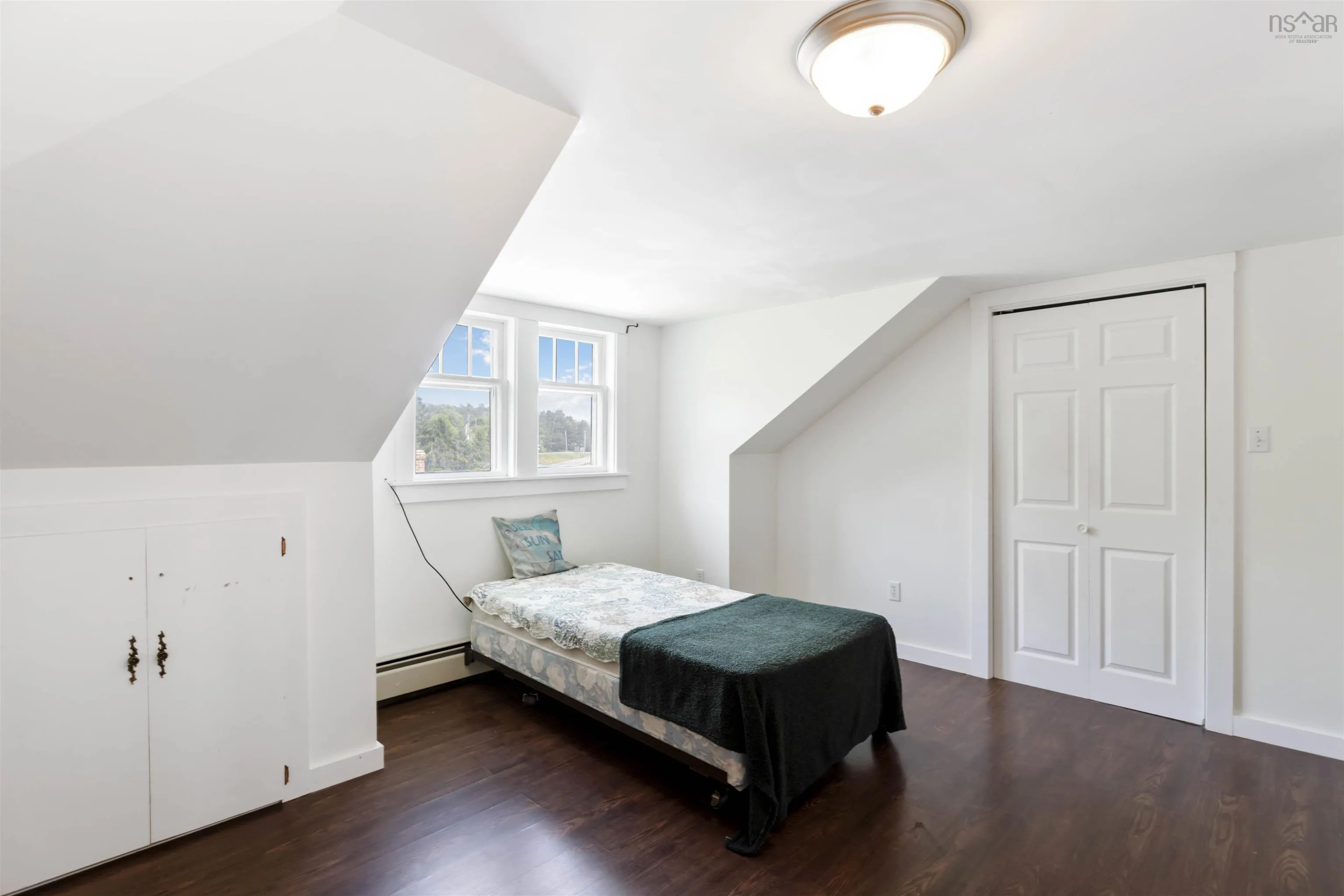 9 Shore Road, Digby, NS B0V 1A0, 3 Bedrooms Bedrooms, ,2 BathroomsBathrooms,Residential,For Sale,Shore,202513351
