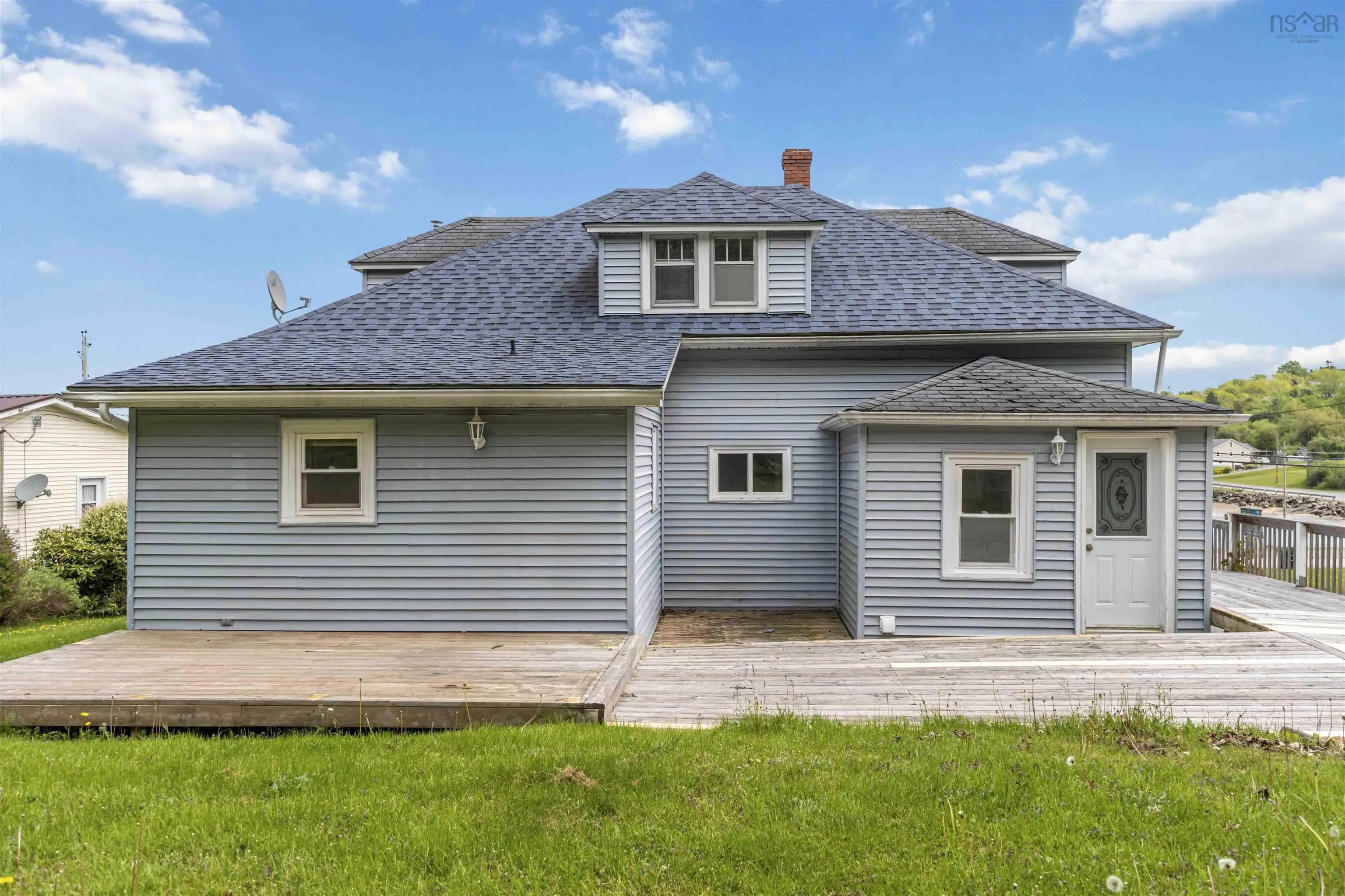9 Shore Road, Digby, NS B0V 1A0, 3 Bedrooms Bedrooms, ,2 BathroomsBathrooms,Residential,For Sale,Shore,202513351