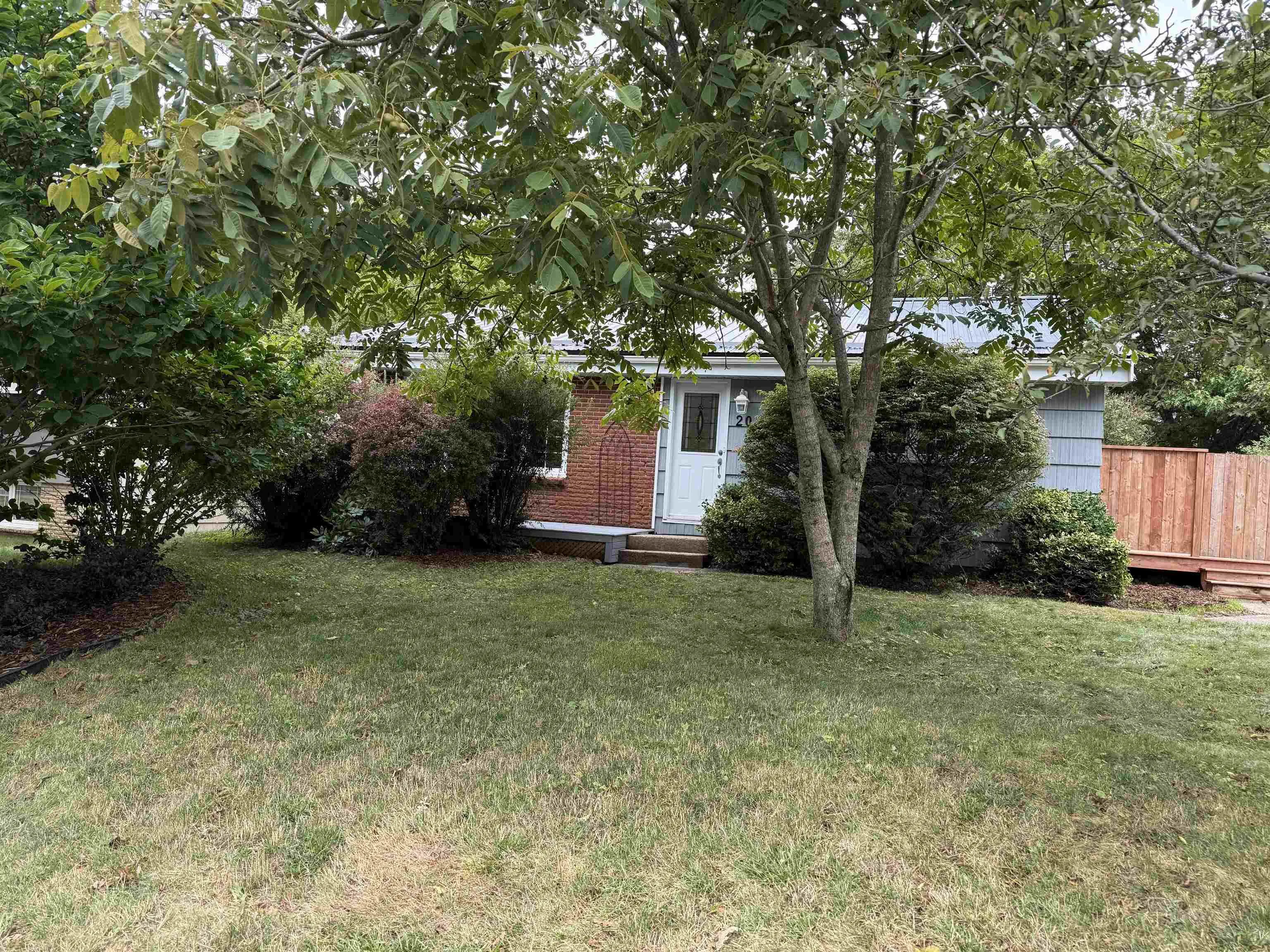 20 Gourok Avenue, Dartmouth, NS B2X 2B3, 3 Bedrooms Bedrooms, ,2 BathroomsBathrooms,Residential,For Sale,Gourok,202521657