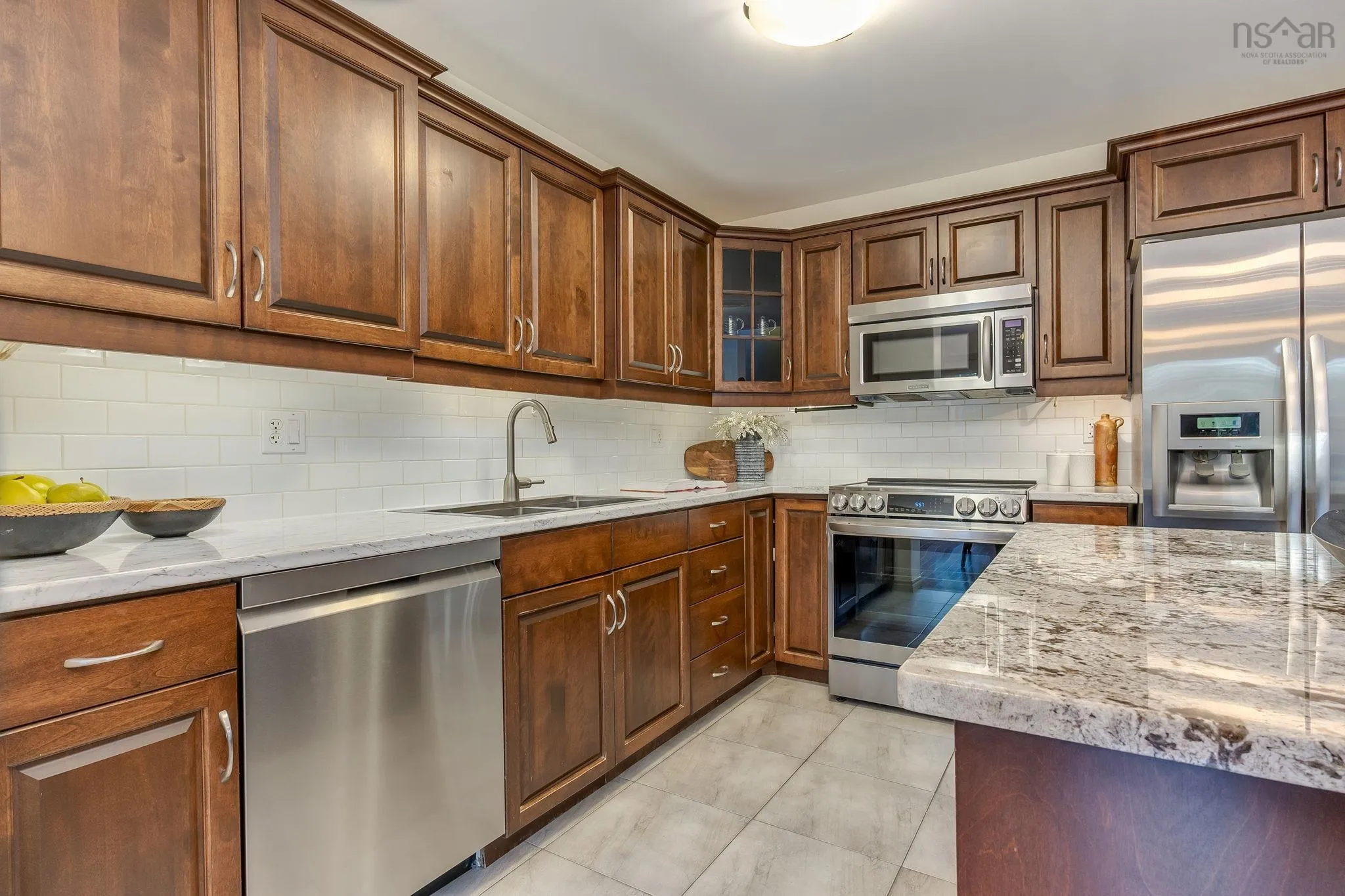 30 Collingwood Court, Dartmouth, NS B2W 0G4, 4 Bedrooms Bedrooms, ,4 BathroomsBathrooms,Residential,For Sale,Collingwood,202525432