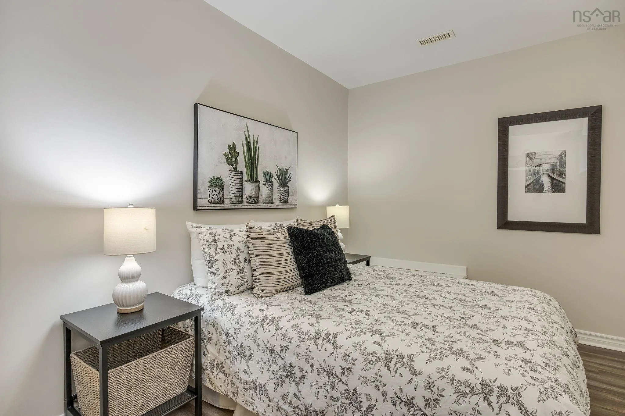30 Collingwood Court, Dartmouth, NS B2W 0G4, 4 Bedrooms Bedrooms, ,4 BathroomsBathrooms,Residential,For Sale,Collingwood,202525432