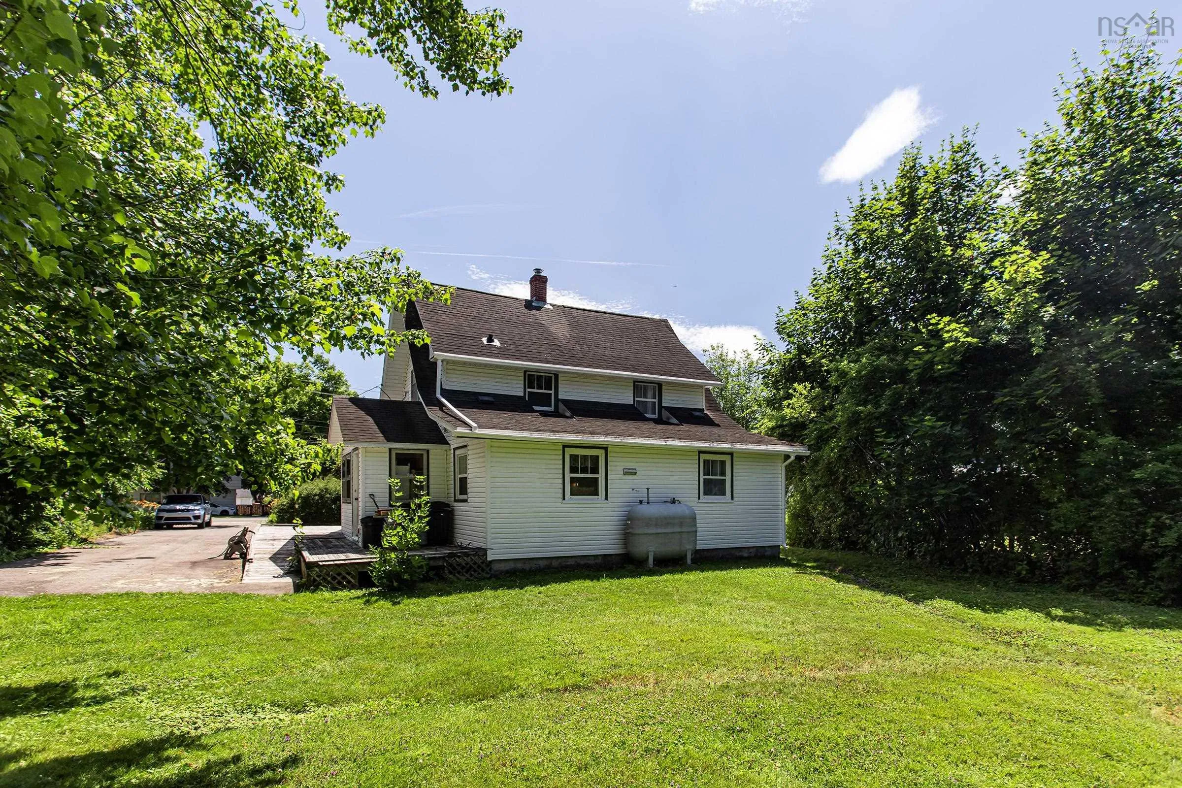 481 Main Street, Middleton, NS B0S 1P0, 2 Bedrooms Bedrooms, ,1 BathroomBathrooms,Residential,For Sale,Main,202518626