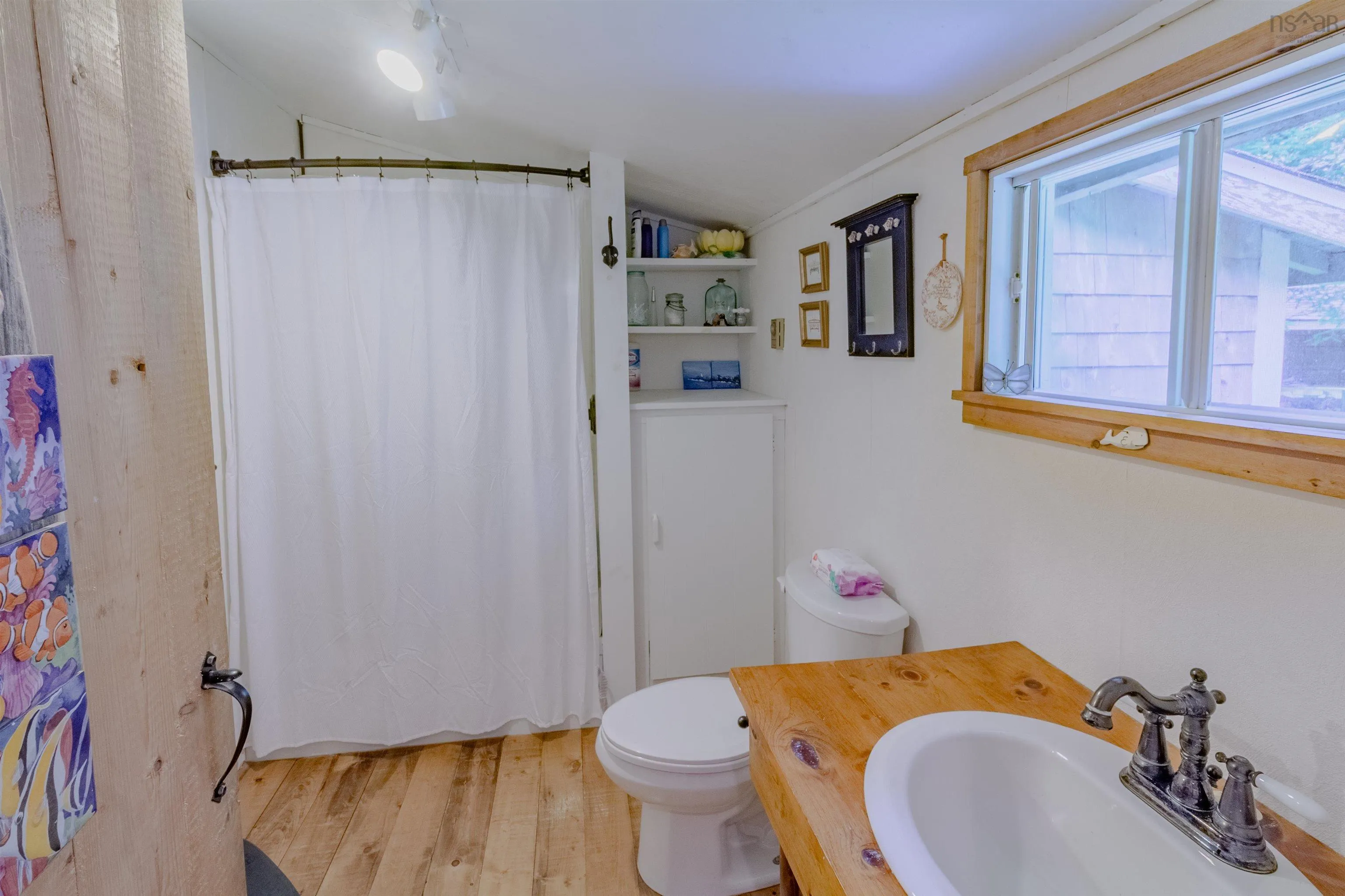 1387 Canada Hill Road, Lockeport, NS B0T 1L0, 3 Bedrooms Bedrooms, ,1 BathroomBathrooms,Residential,For Sale,Canada Hill,202518348