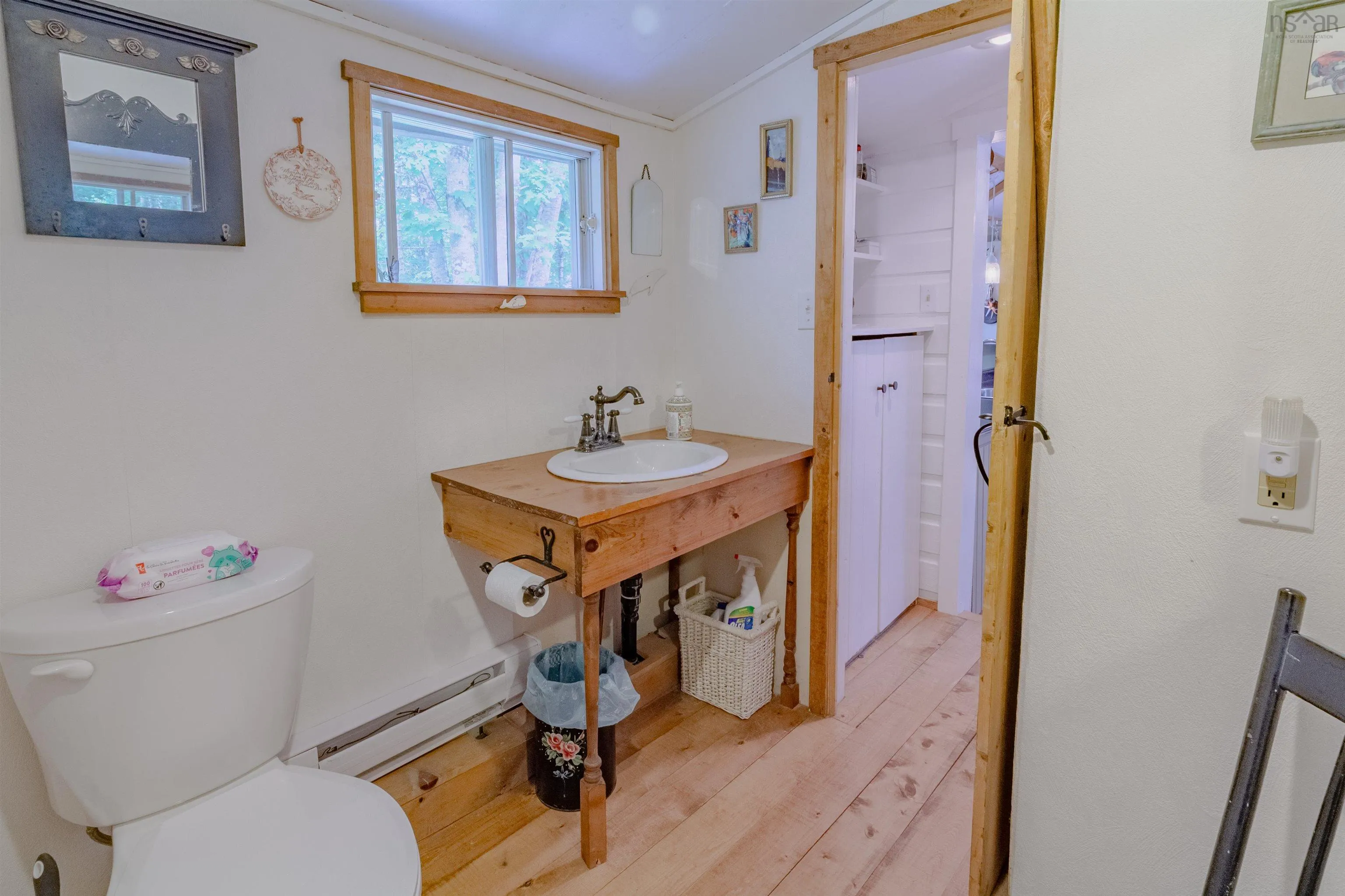 1387 Canada Hill Road, Lockeport, NS B0T 1L0, 3 Bedrooms Bedrooms, ,1 BathroomBathrooms,Residential,For Sale,Canada Hill,202518348