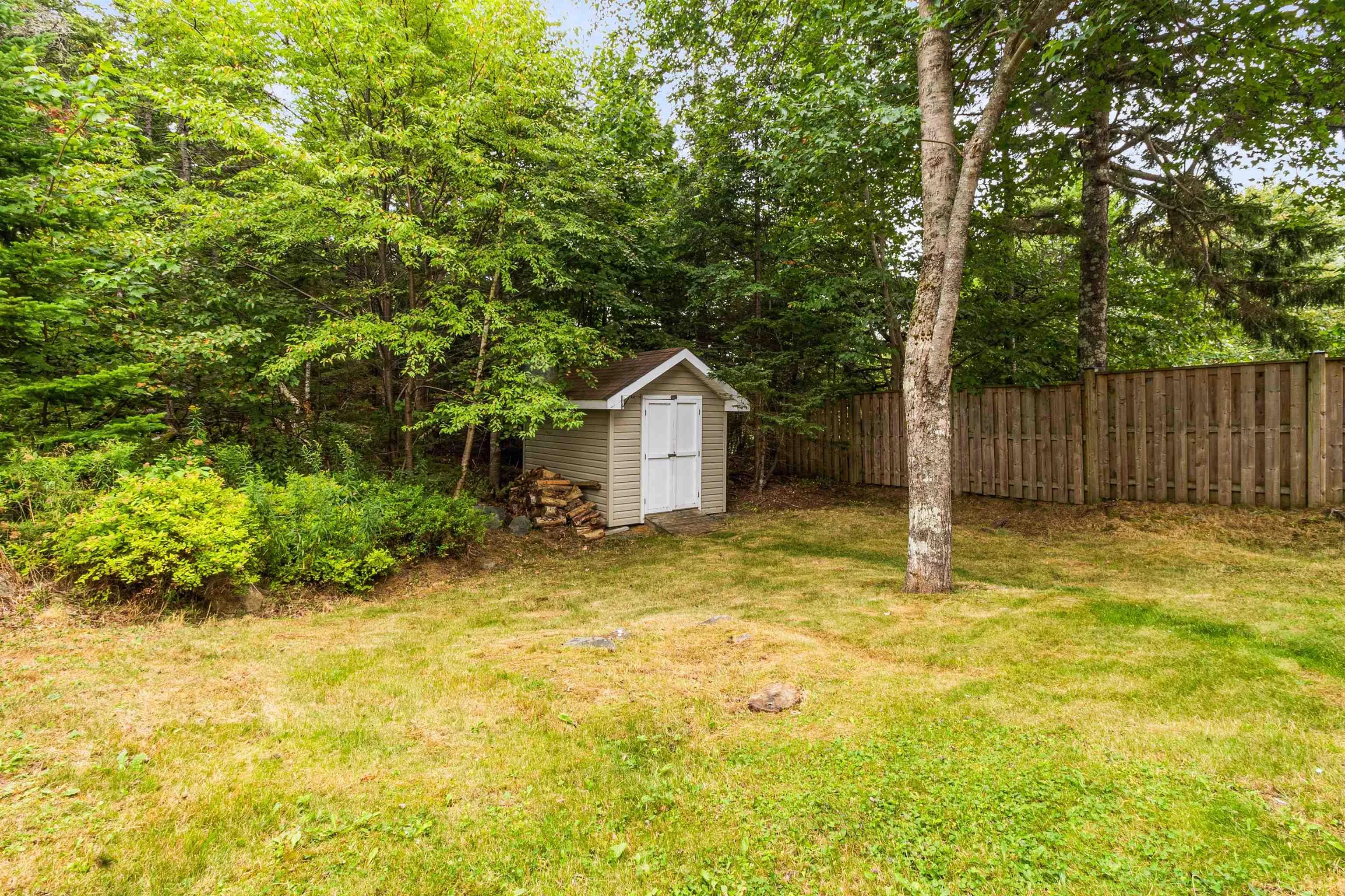 332 Oceanview Drive, Bedford, NS B4A 4H5, 3 Bedrooms Bedrooms, ,3 BathroomsBathrooms,Residential,For Sale,Oceanview,202520009
