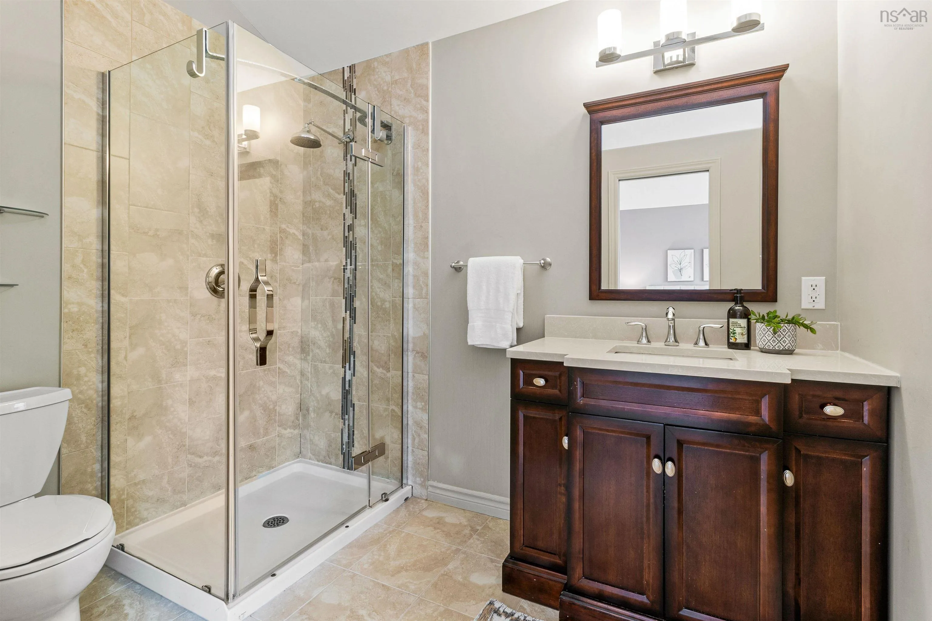 332 Oceanview Drive, Bedford, NS B4A 4H5, 3 Bedrooms Bedrooms, ,3 BathroomsBathrooms,Residential,For Sale,Oceanview,202520009