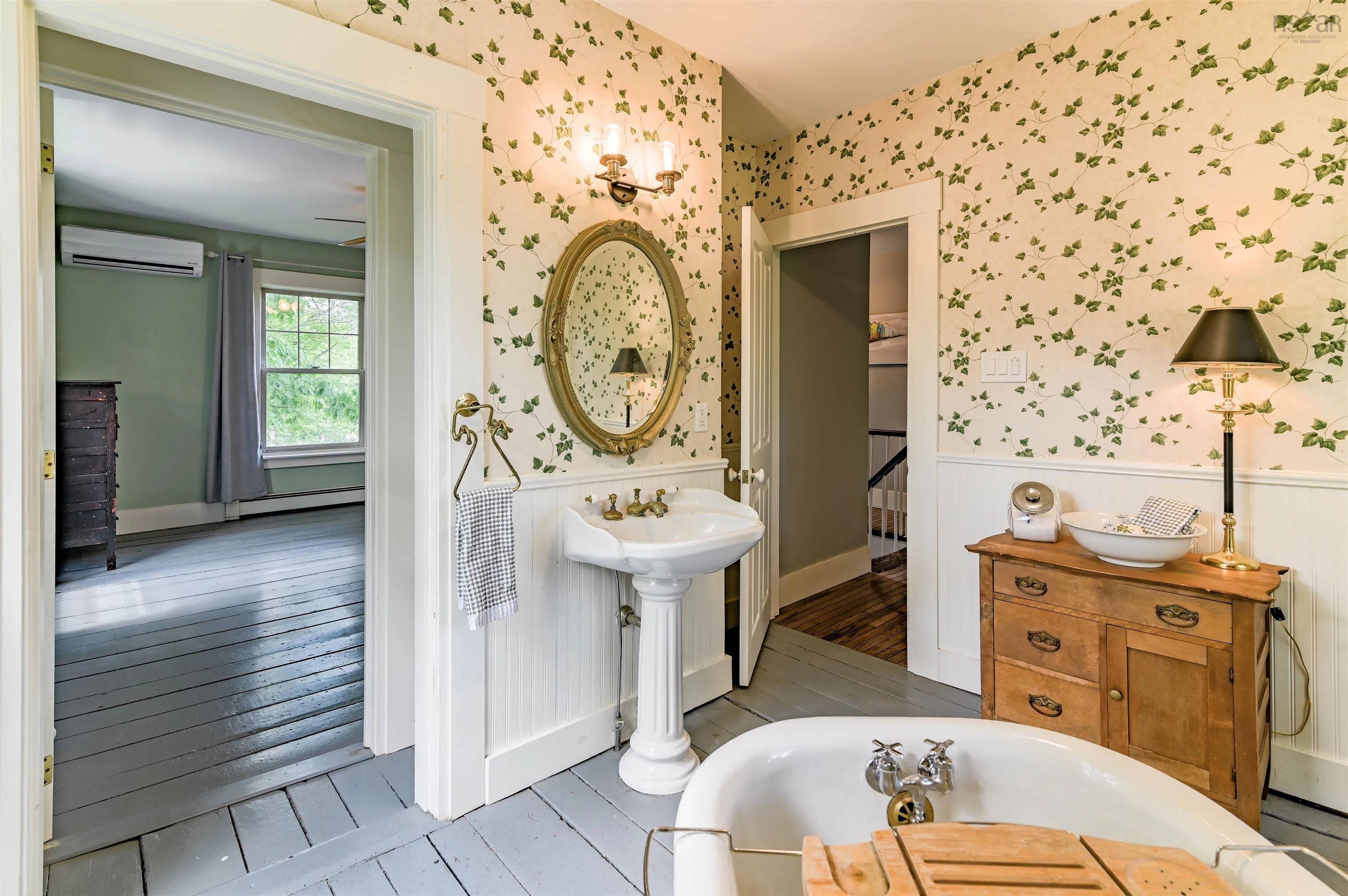 1120 Hwy 359, Steam Mill, NS B4N 3V7, 4 Bedrooms Bedrooms, ,2 BathroomsBathrooms,Residential,For Sale,Hwy 359,202515507