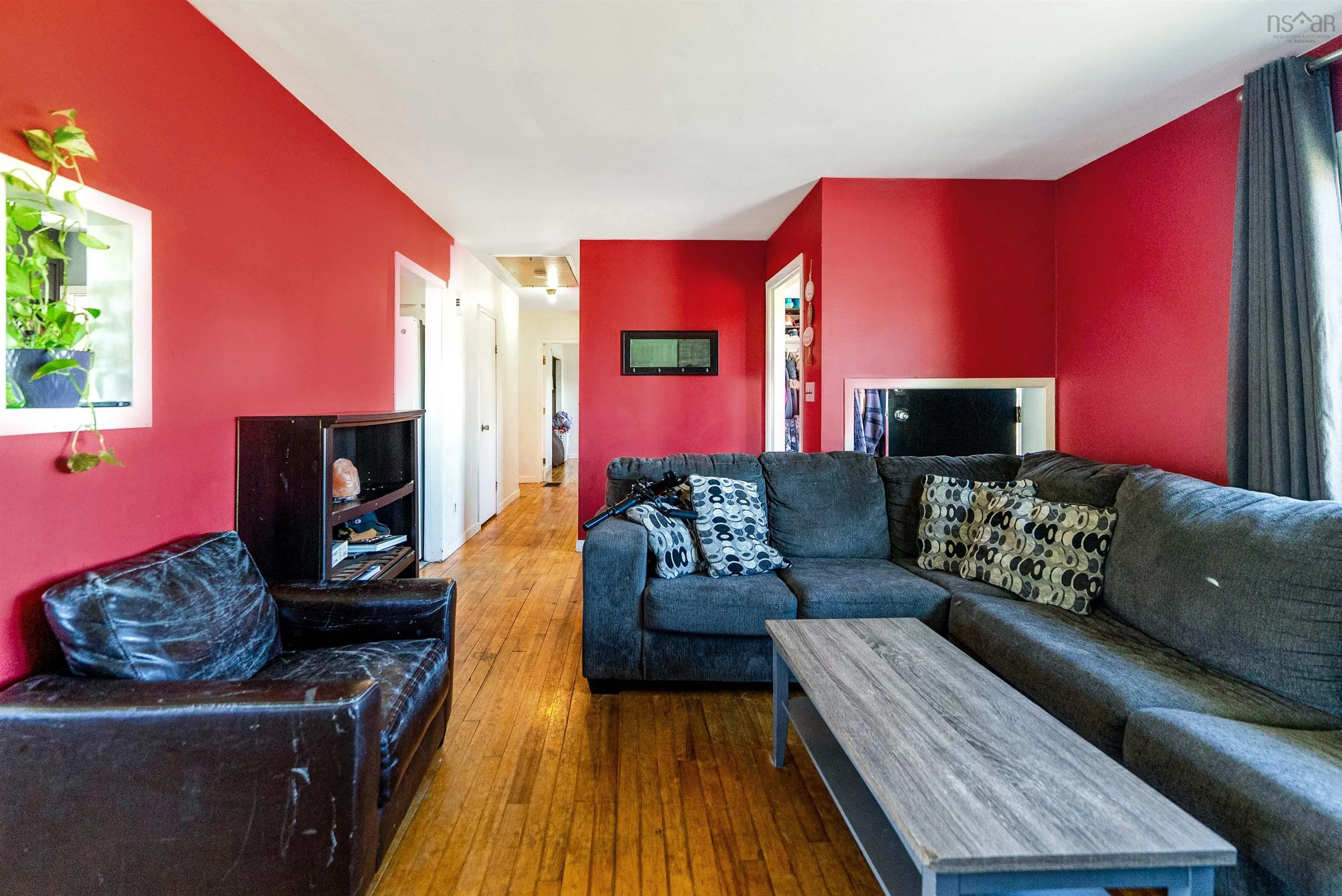 2827 Sackville Drive Drive, Upper Sackville, NS B4E 3C4, 3 Bedrooms Bedrooms, ,1 BathroomBathrooms,Residential,For Sale,Sackville Drive,202522066