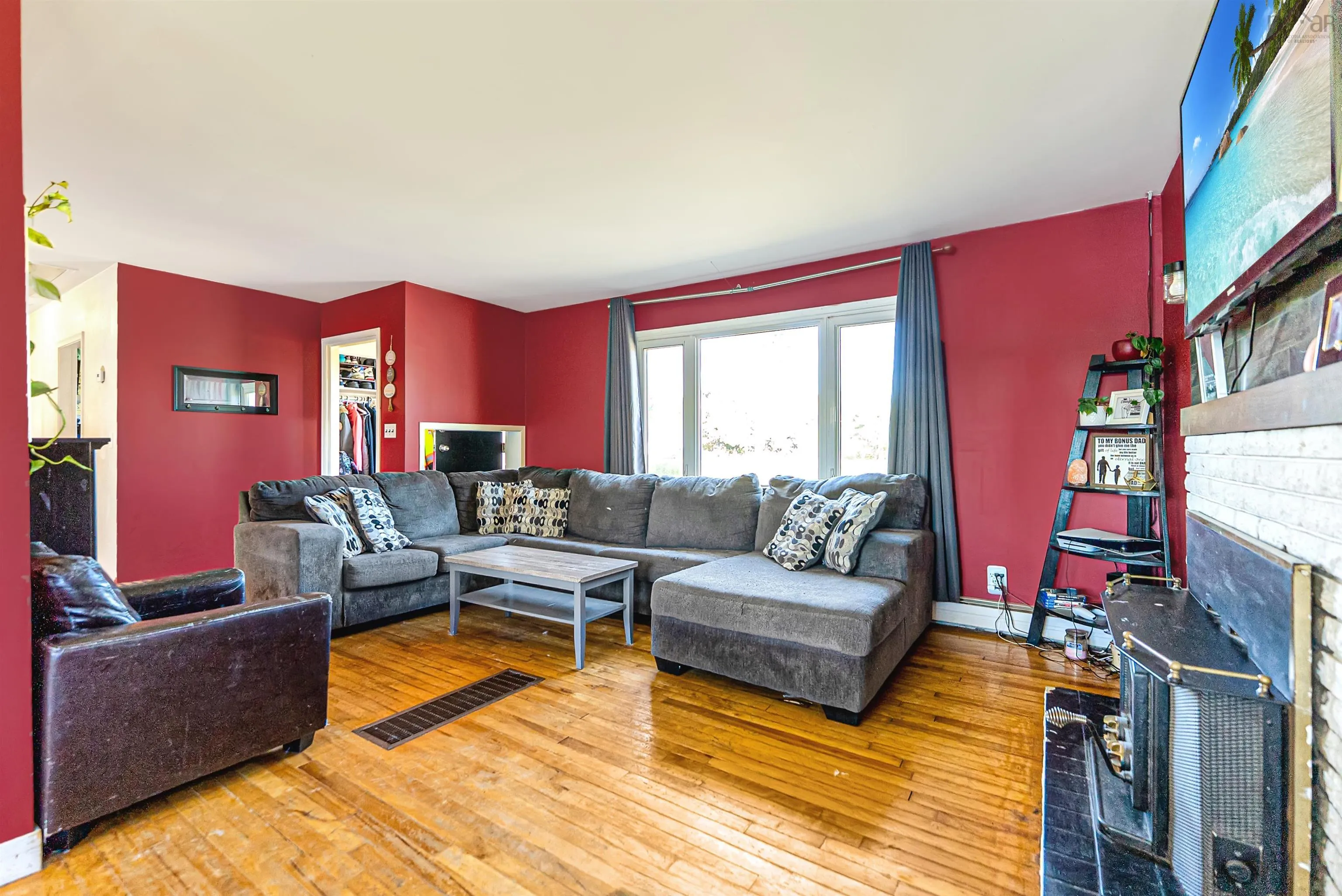 2827 Sackville Drive Drive, Upper Sackville, NS B4E 3C4, 3 Bedrooms Bedrooms, ,1 BathroomBathrooms,Residential,For Sale,Sackville Drive,202522066