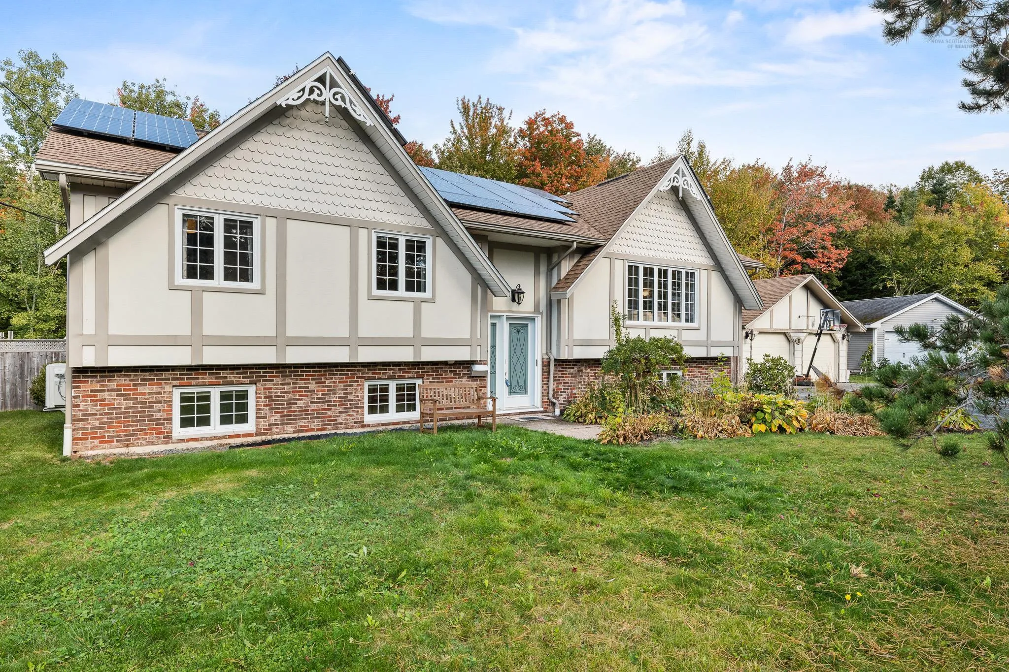 11 Killarney Drive, Bedford, NS B4B 1B7, 6 Bedrooms Bedrooms, ,4 BathroomsBathrooms,Residential,For Sale,Killarney,202525045