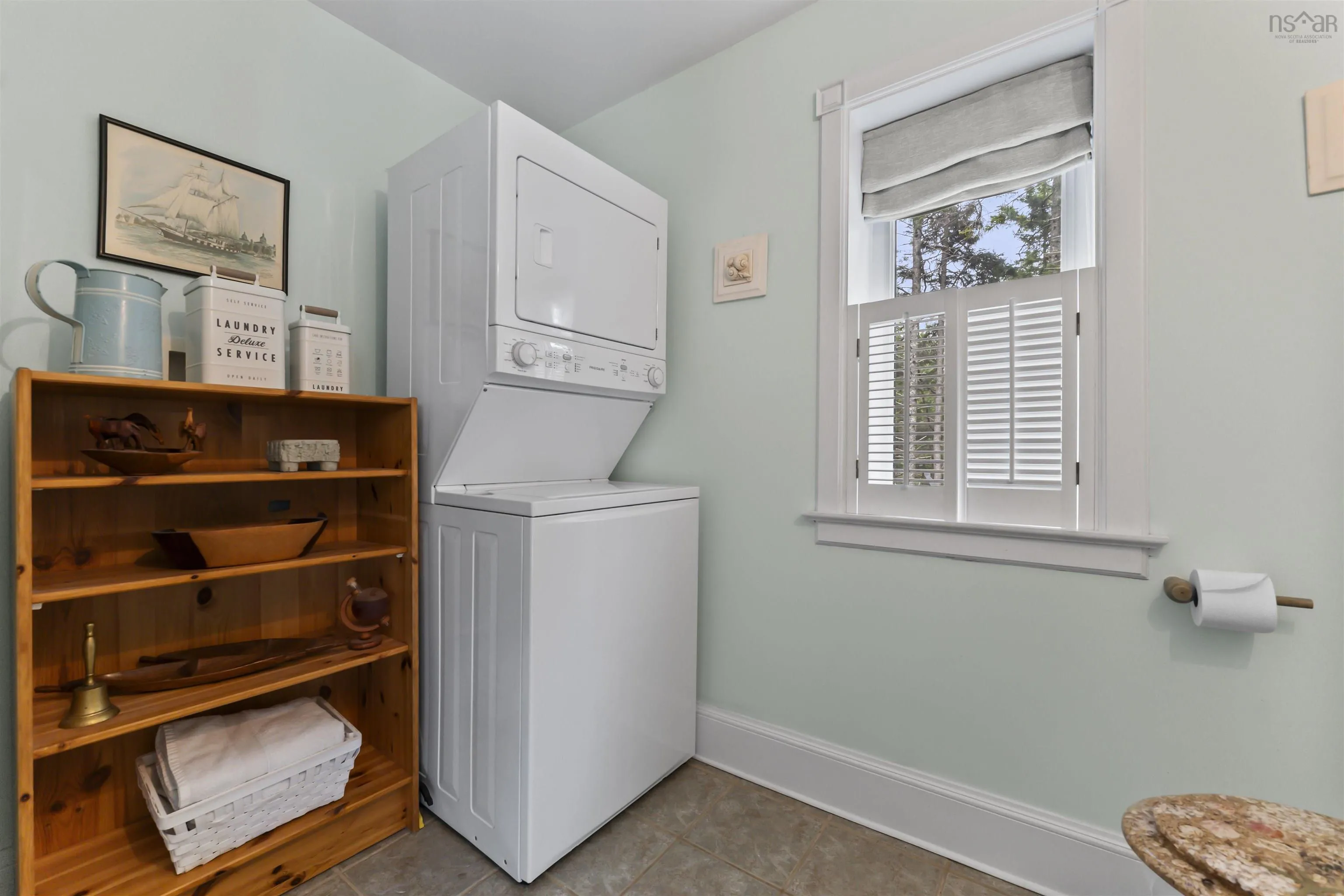 243 Queen St, Chester Ns B0j 1j0, 4 Bedrooms Bedrooms, ,3 BathroomsBathrooms,Residential,For Sale,Queen St,202510740
