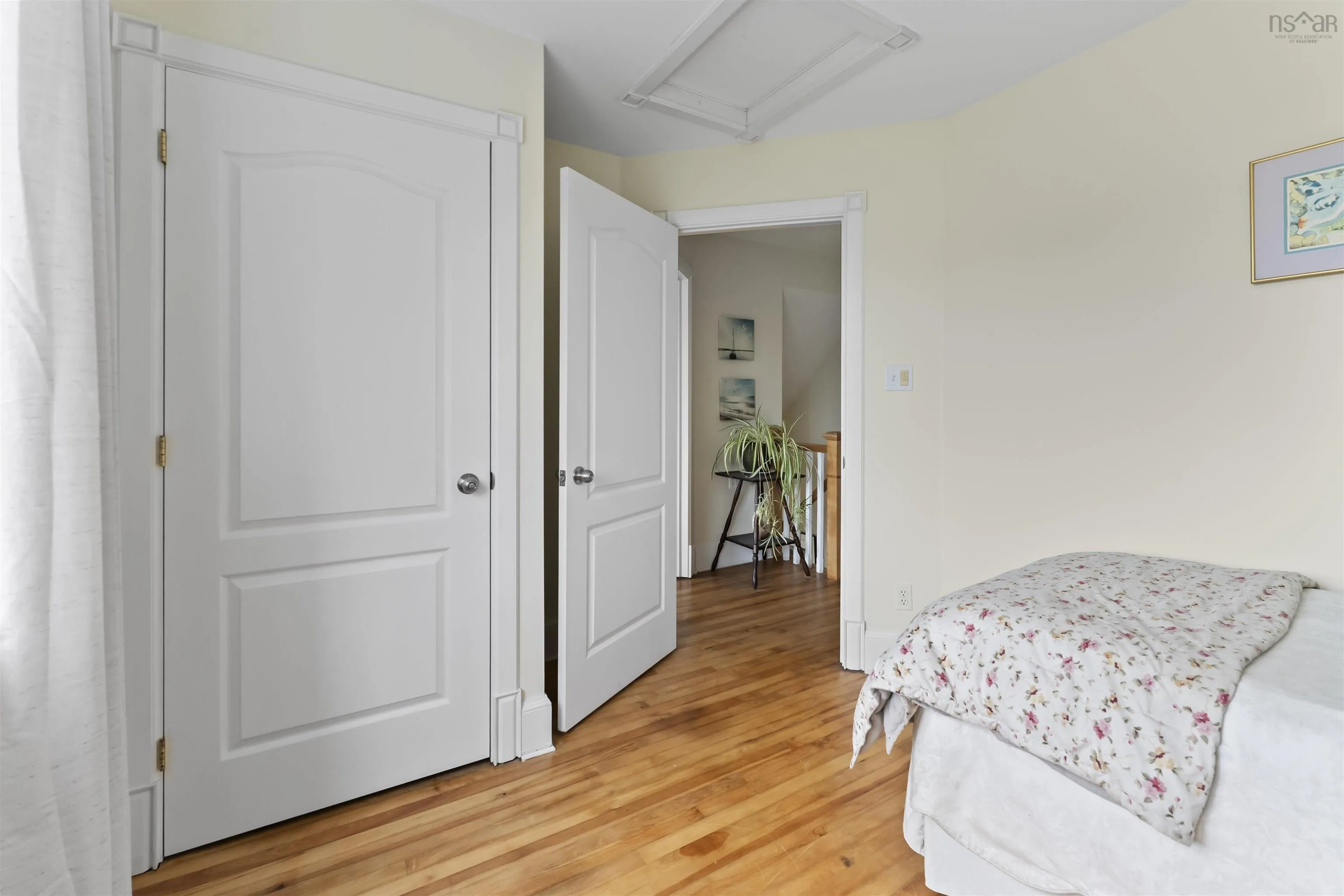 243 Queen St, Chester Ns B0j 1j0, 4 Bedrooms Bedrooms, ,3 BathroomsBathrooms,Residential,For Sale,Queen St,202510740