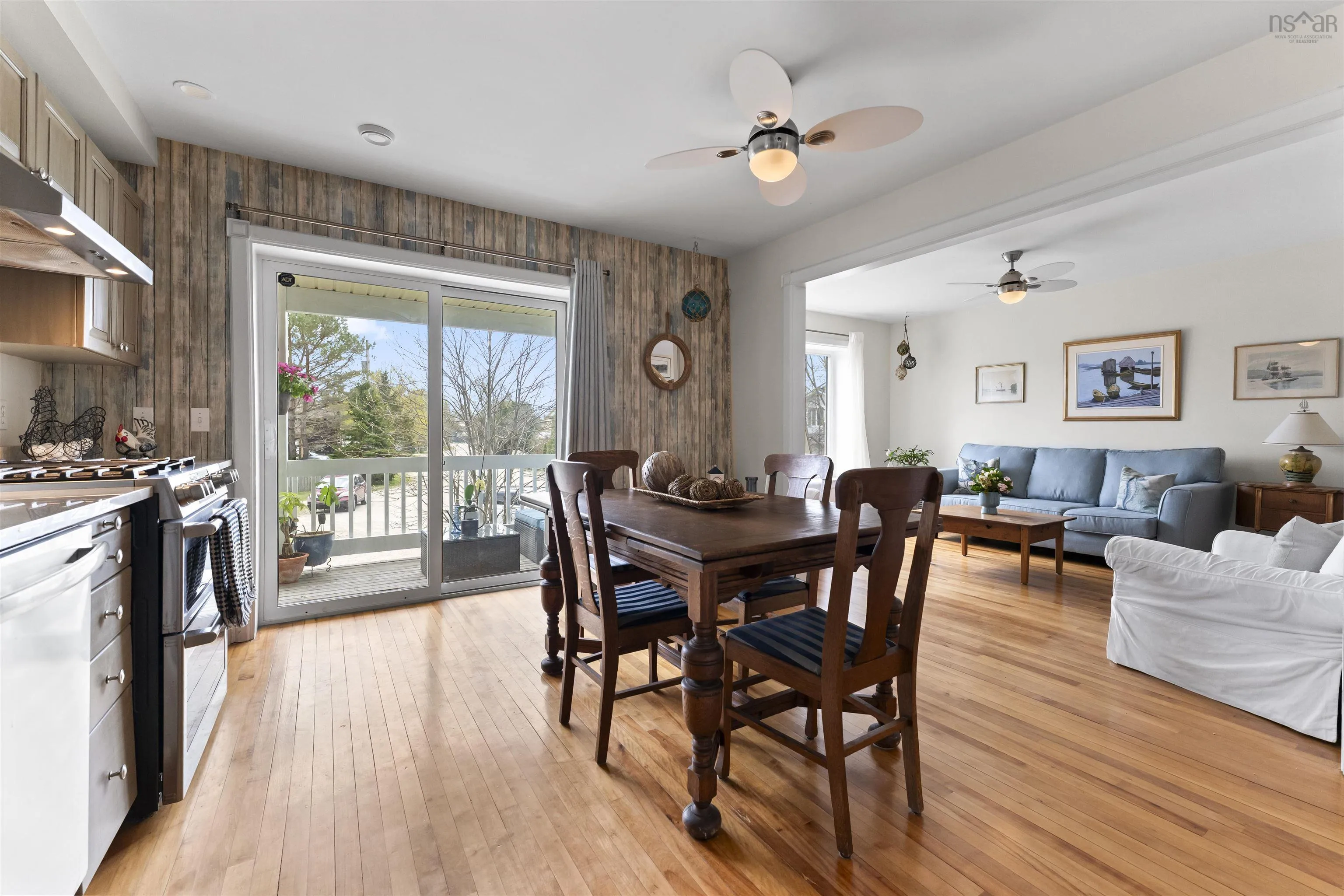 243 Queen St, Chester Ns B0j 1j0, 4 Bedrooms Bedrooms, ,3 BathroomsBathrooms,Residential,For Sale,Queen St,202510740
