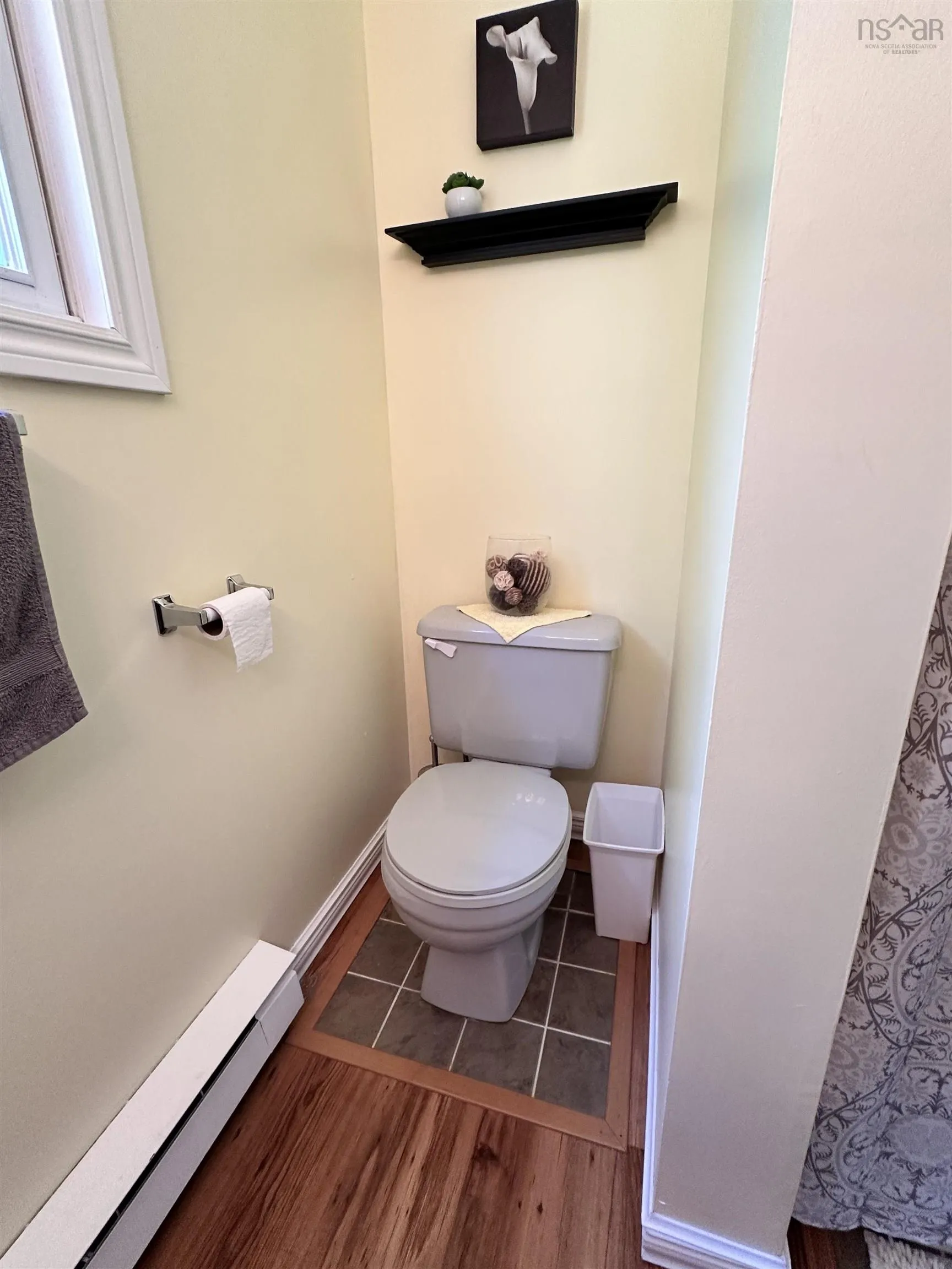 41 James Street, Brooklyn, NS B0J 1H0, 3 Bedrooms Bedrooms, ,1 BathroomBathrooms,Residential,For Sale,James,202519247