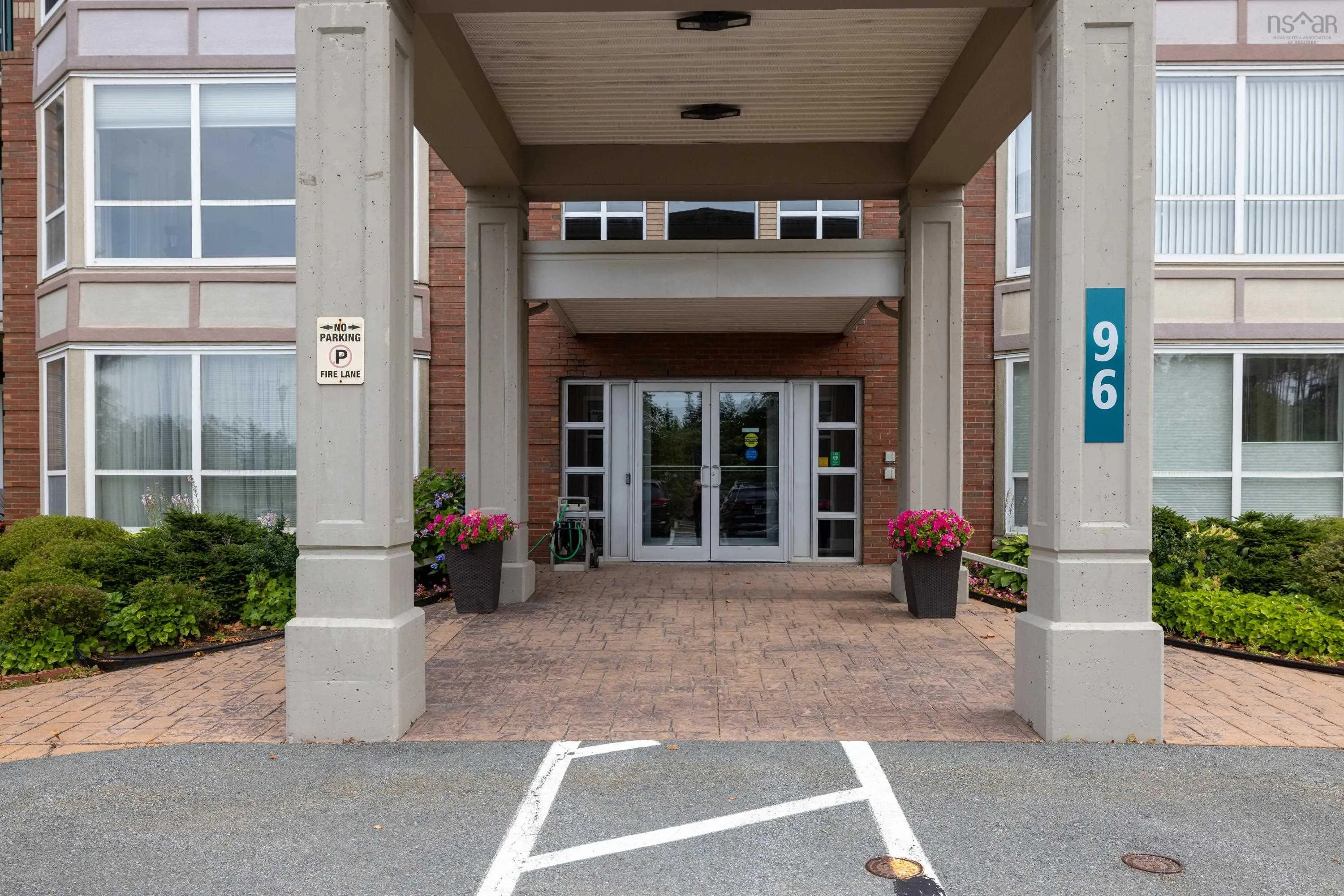 405-96 Regency Park Drive, Halifax, NS B3S 1S5, 2 Bedrooms Bedrooms, ,2 BathroomsBathrooms,Residential,For Sale,Regency Park Drive,202521583