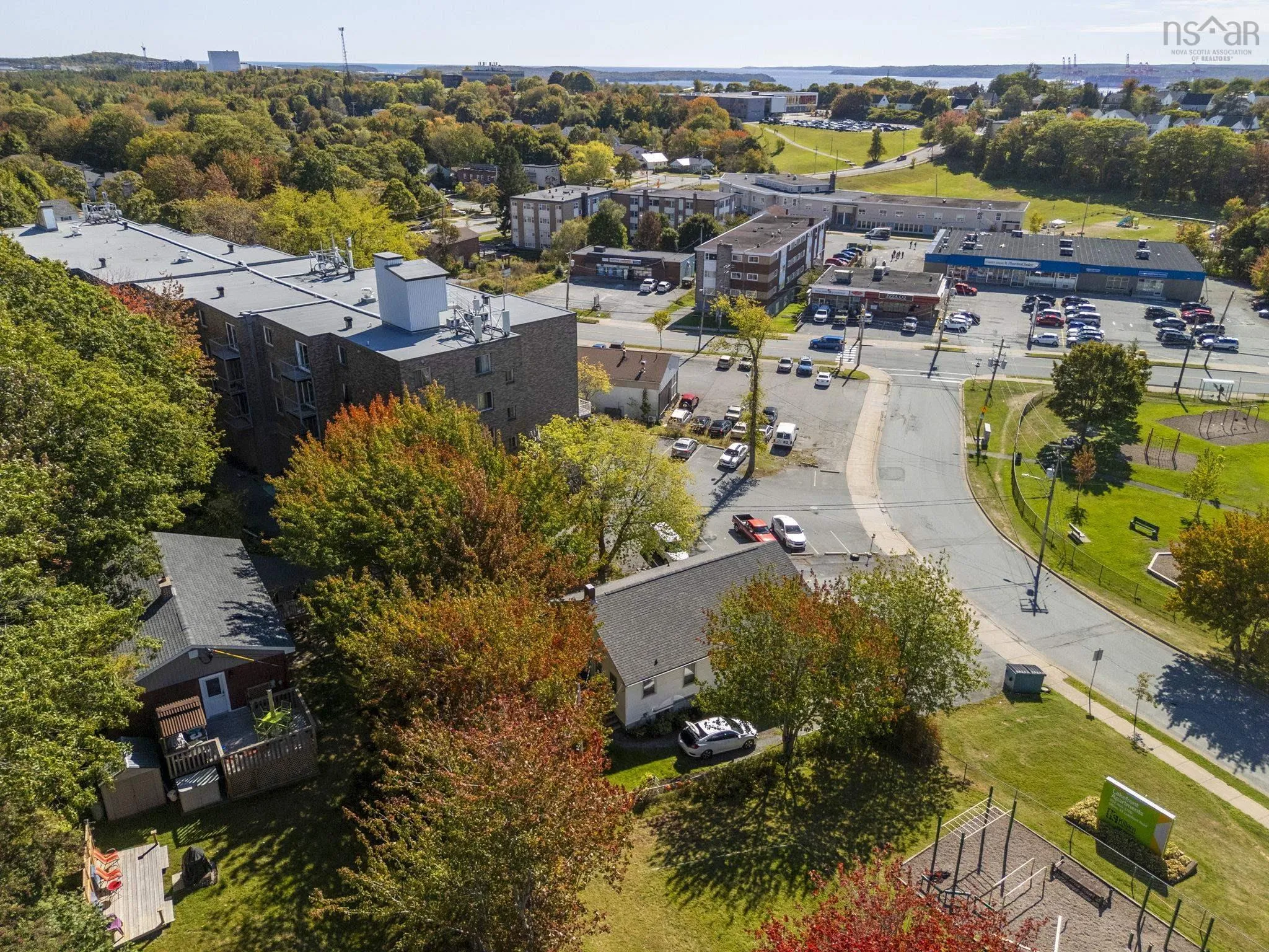 16-6 Lakefront Road, Dartmouth, NS B2Y 3C3, ,Commercial Sale,For Sale,Lakefront,202525247