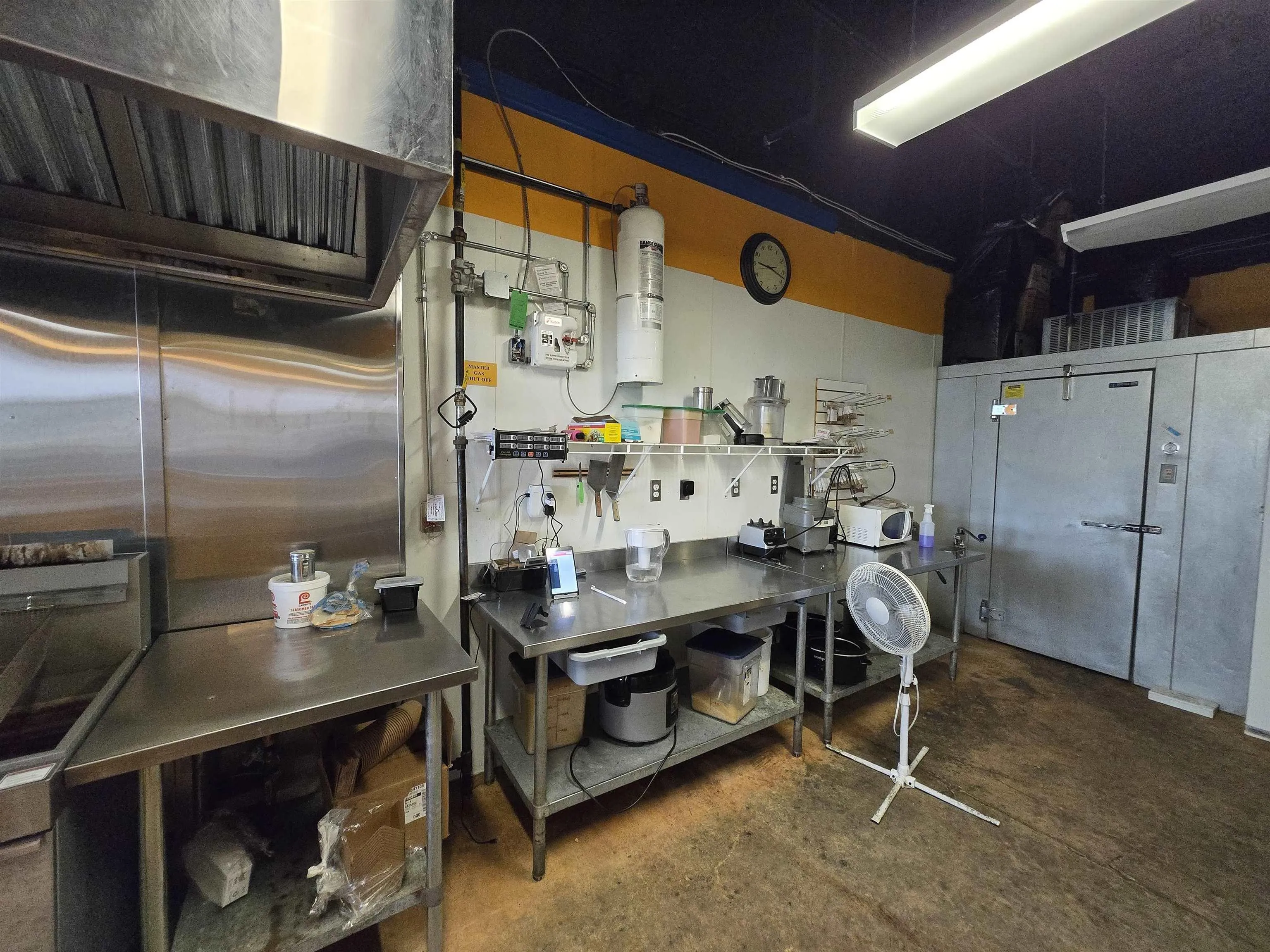 720 Sackville Drive, Lower Sackville, NS B4E 1R7, ,Commercial Sale,For Sale,Sackville,202520443