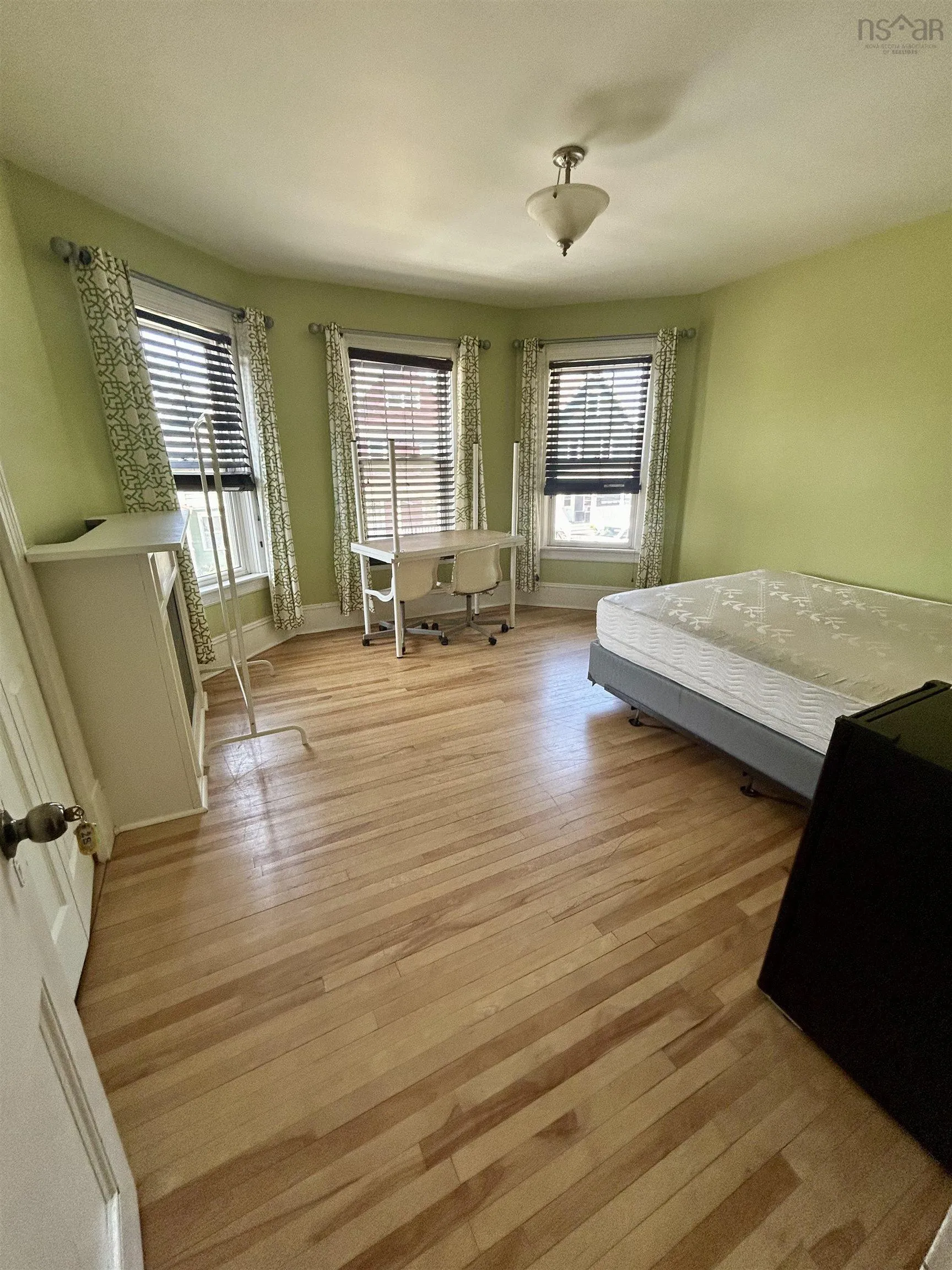 346 Townsend St., Sydney, NS B1P 5G2, 4 Bedrooms Bedrooms, ,2 BathroomsBathrooms,Residential,For Sale,Townsend St.,202521049