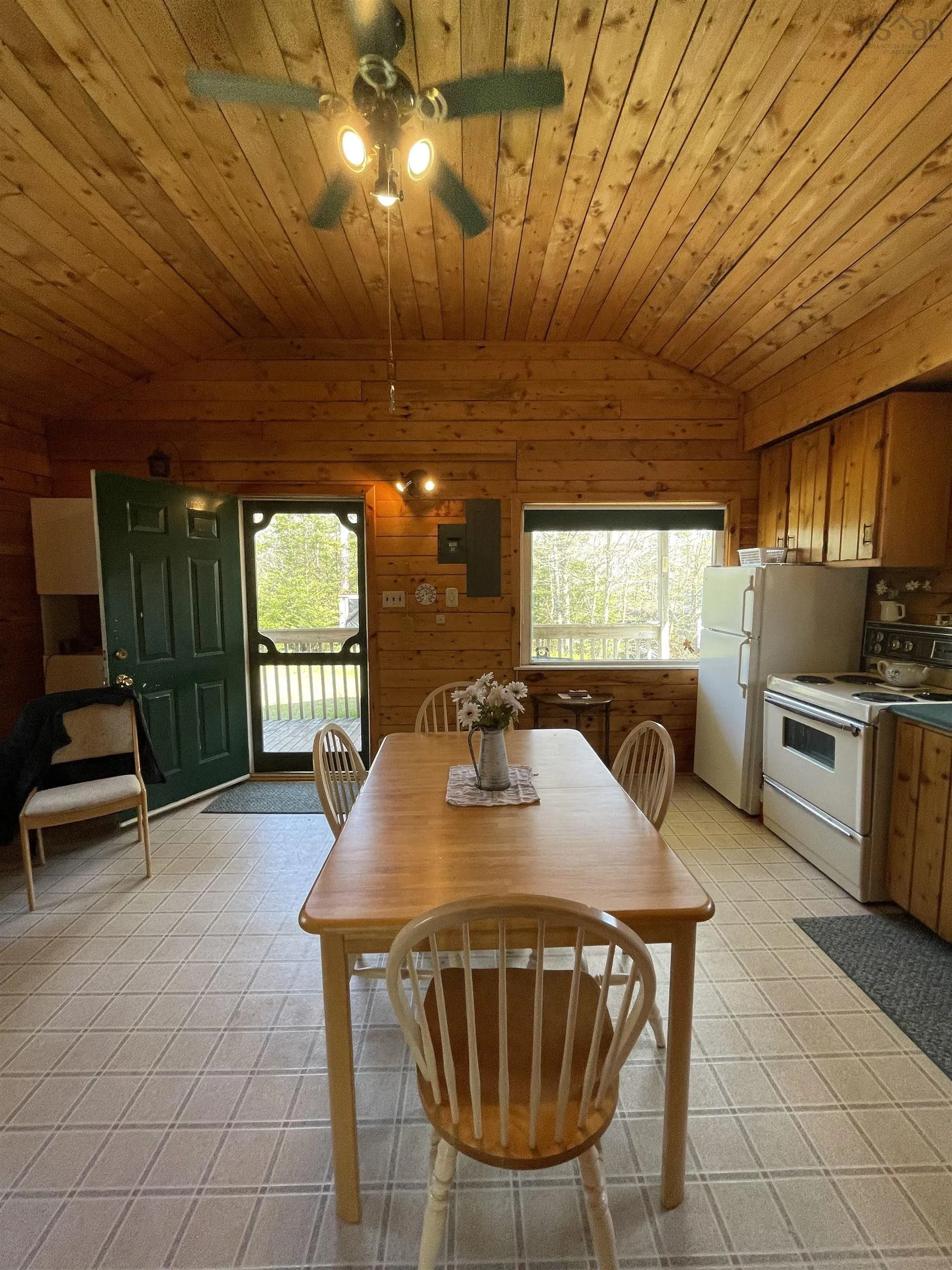 25 Ton Timber Hills Road, Moser River Ns B0j 2r0, 1 Bedroom Bedrooms, ,1 BathroomBathrooms,Residential,For Sale,Ton Timber Hills,202506454
