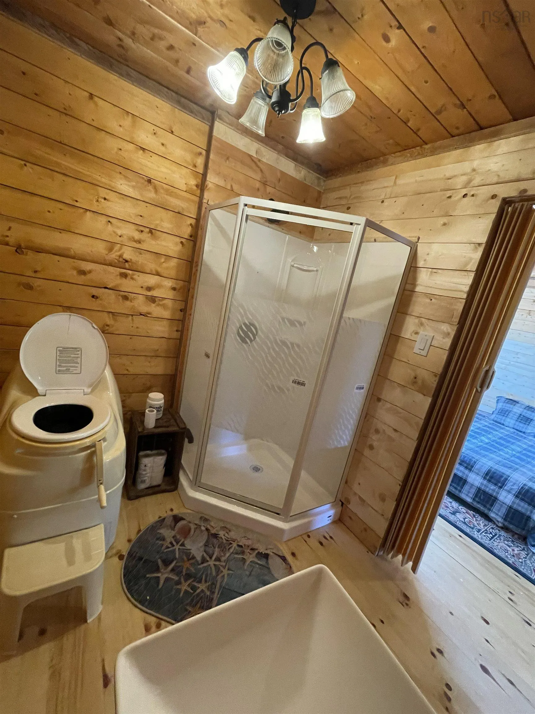 25 Ton Timber Hills Road, Moser River Ns B0j 2r0, 1 Bedroom Bedrooms, ,1 BathroomBathrooms,Residential,For Sale,Ton Timber Hills,202506454