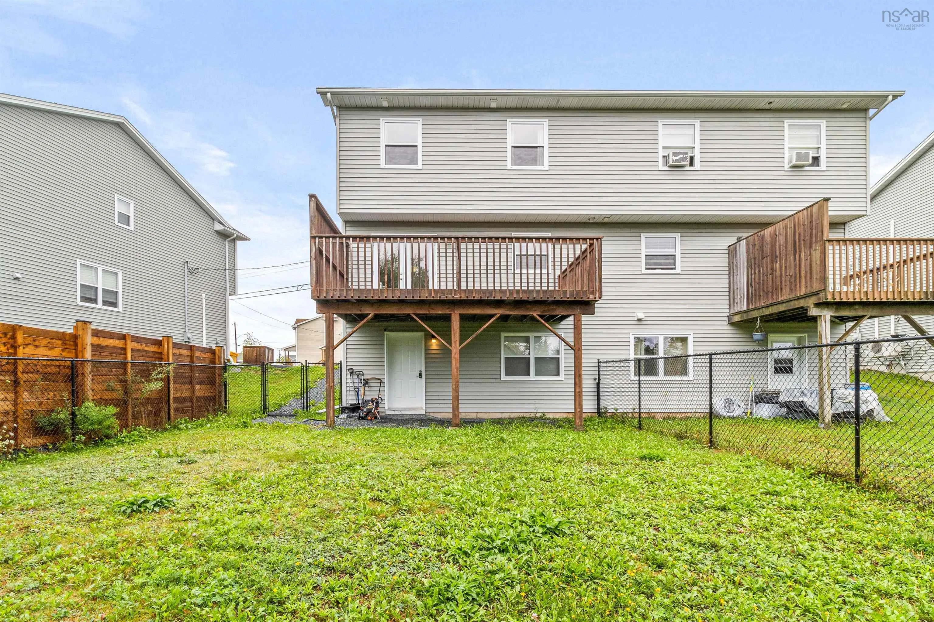 12 Katrina Crescent, Halifax, NS B3P 2V1, 3 Bedrooms Bedrooms, ,3 BathroomsBathrooms,Residential,For Sale,Katrina,202523103