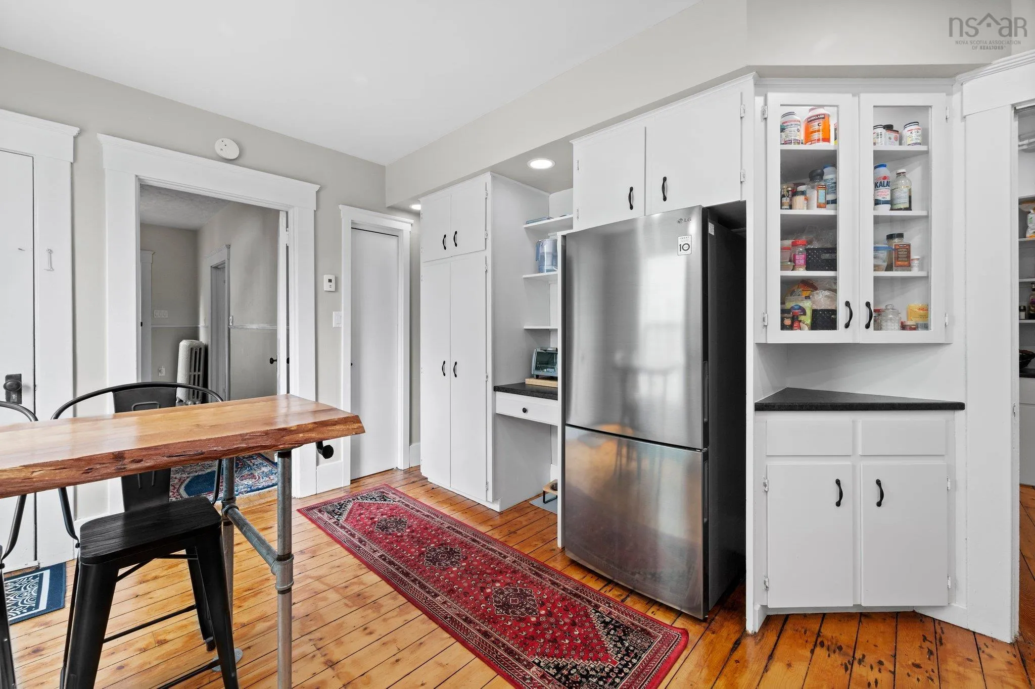 689 King Street, Windsor, NS B0N 2T0, ,Residential Income,For Sale,King Street,202518885