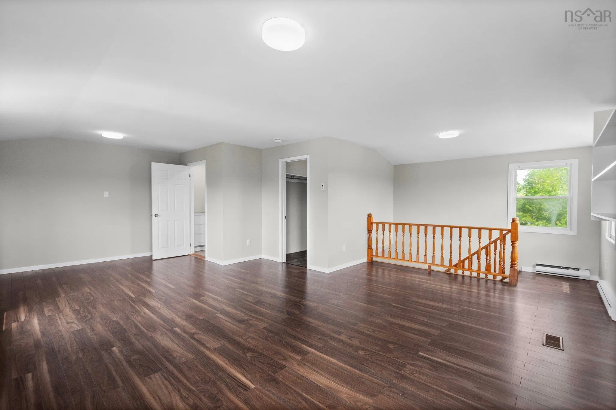 689 King Street, Windsor, NS B0N 2T0, ,Residential Income,For Sale,King Street,202518885