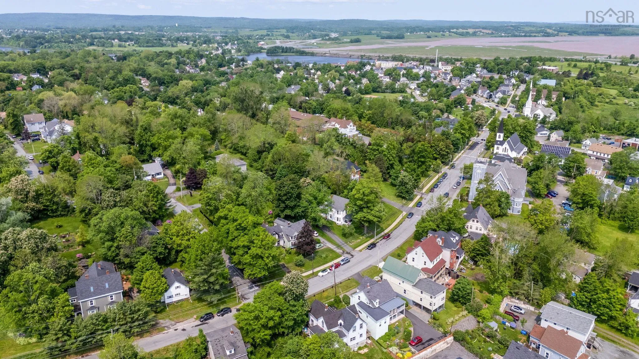 689 King Street, Windsor, NS B0N 2T0, ,Residential Income,For Sale,King Street,202518885