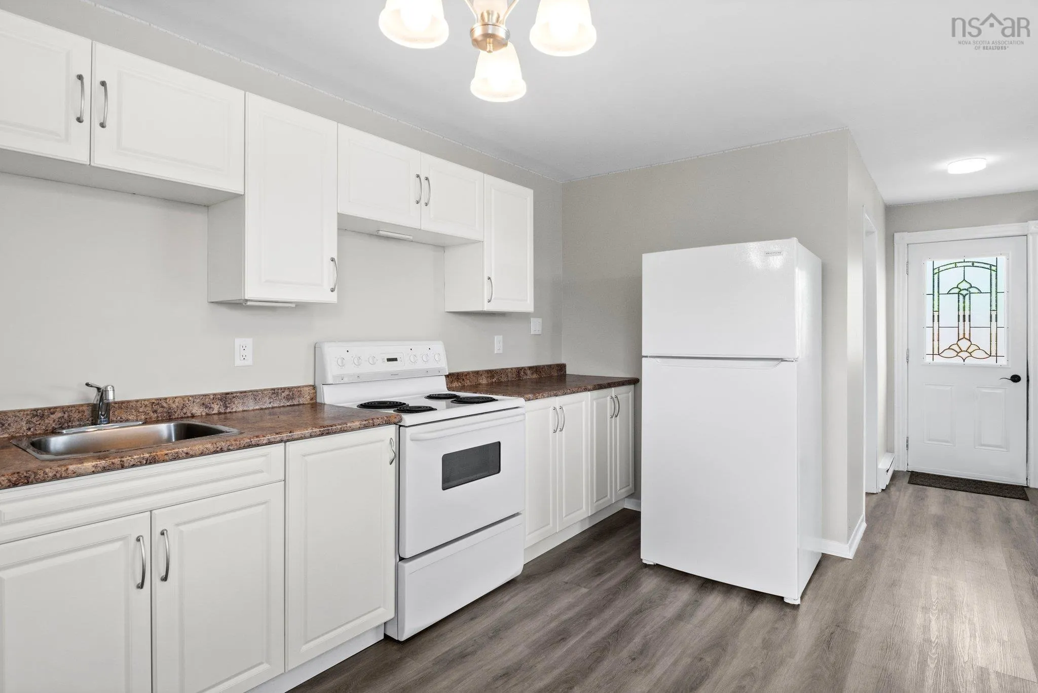 689 King Street, Windsor, NS B0N 2T0, ,Residential Income,For Sale,King Street,202518885