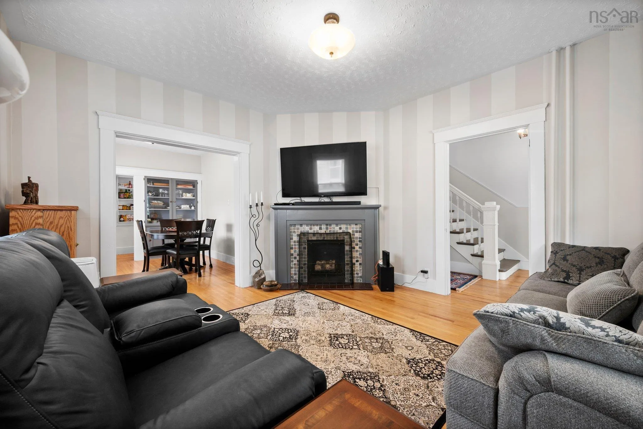 689 King Street, Windsor, NS B0N 2T0, ,Residential Income,For Sale,King Street,202518885