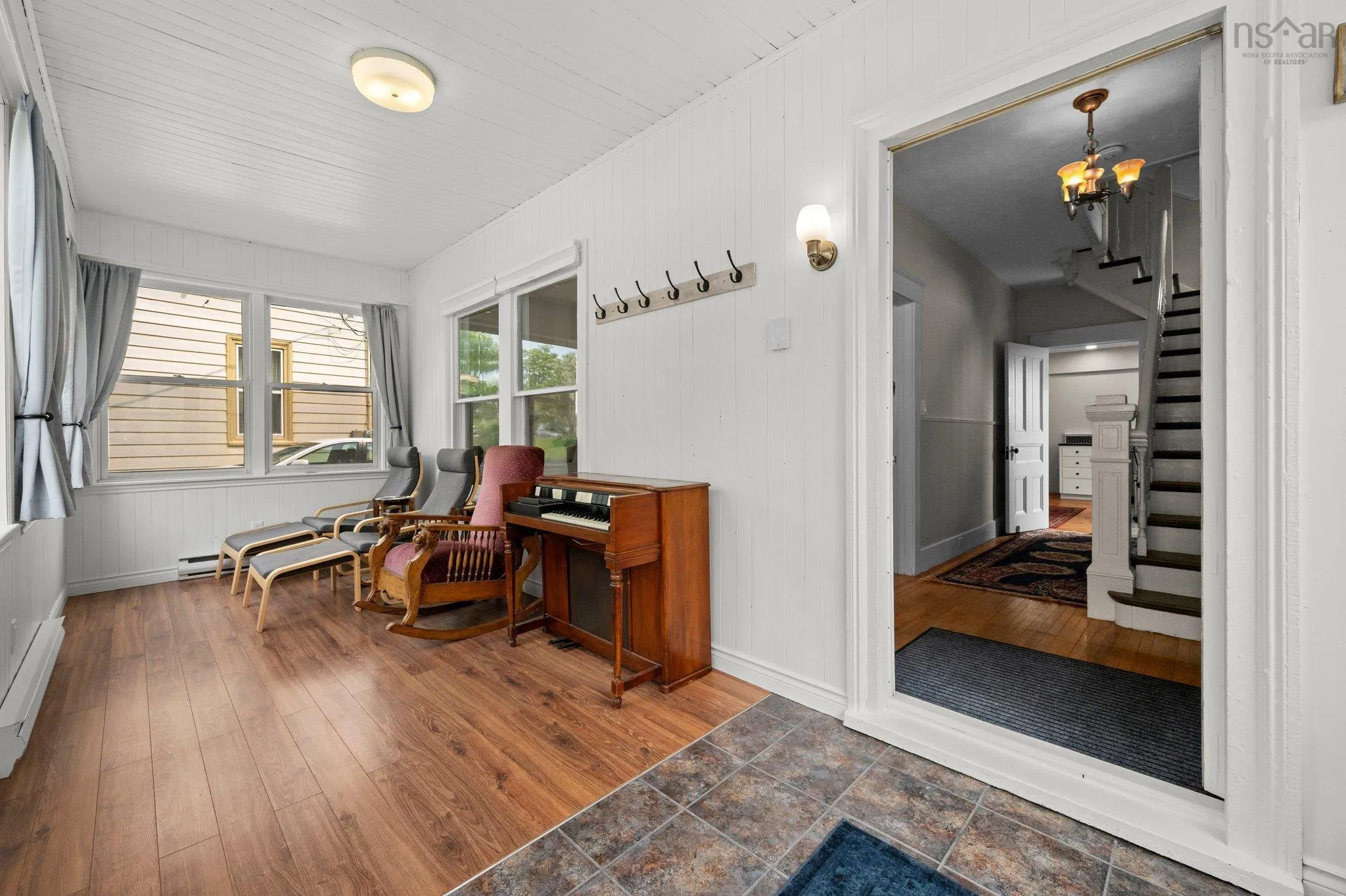 689 King Street, Windsor, NS B0N 2T0, ,Residential Income,For Sale,King Street,202518885